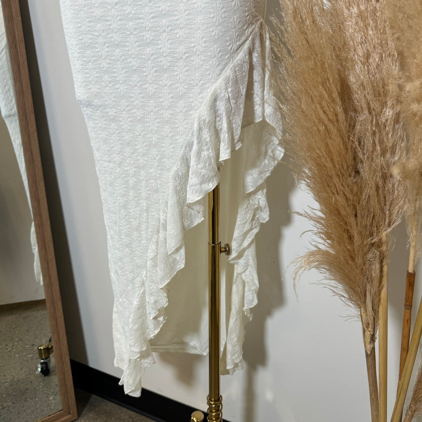 Daisy Asymmetric Skirt Midi Dress-White