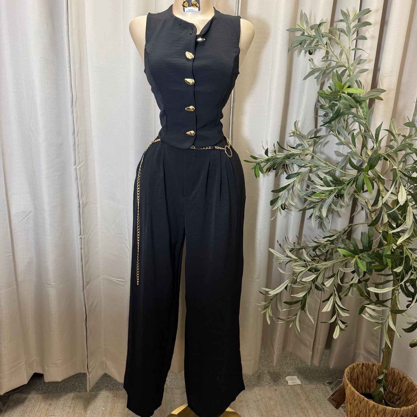 Front button Down Crop Top and Chain Belt Wide leg pant set-black