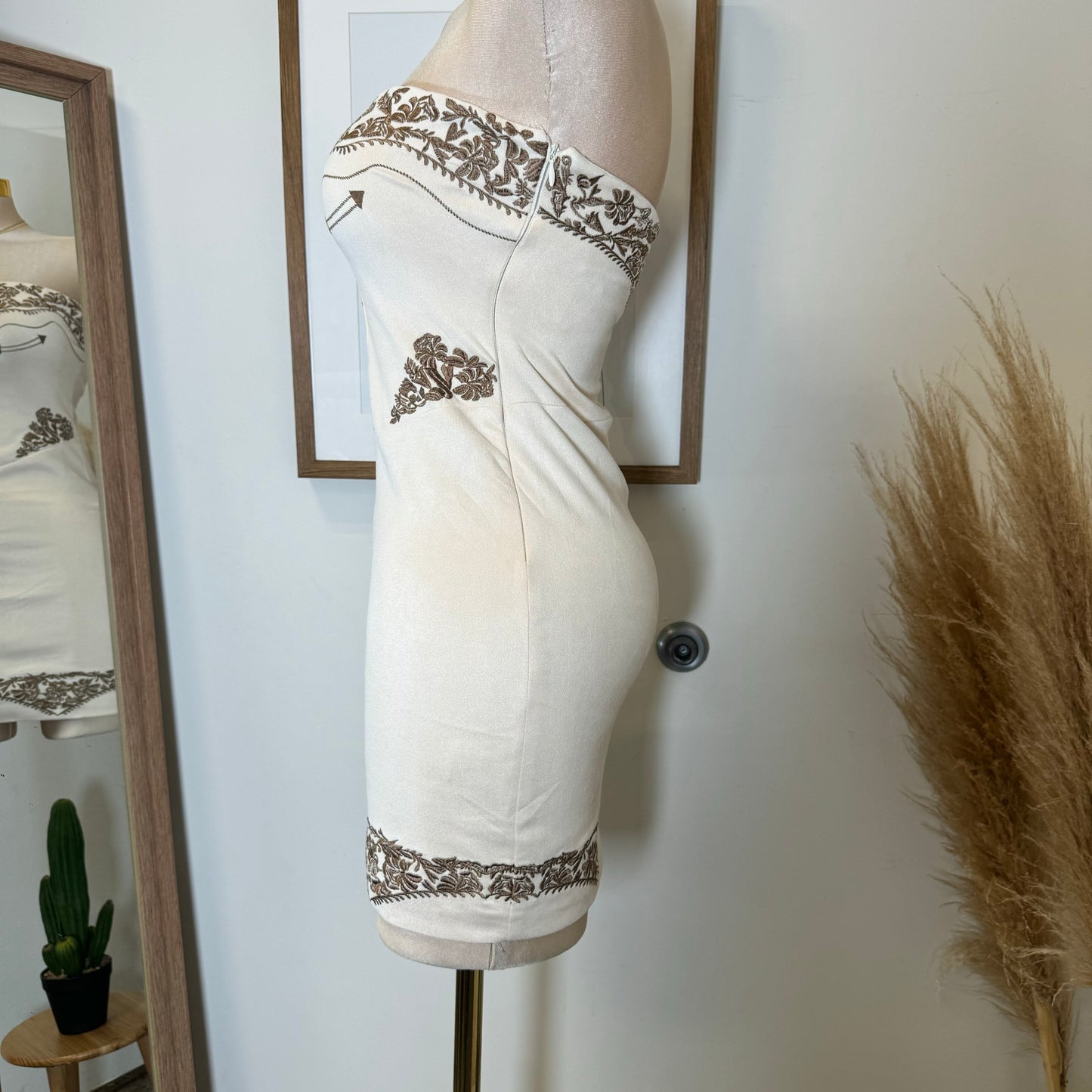 La Bota Suede Dress-Cream