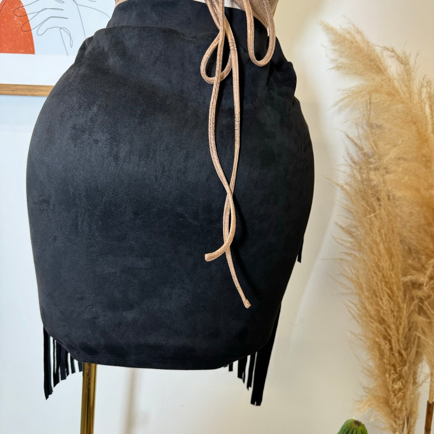 La Muy Muy Fringe Skirt-Black