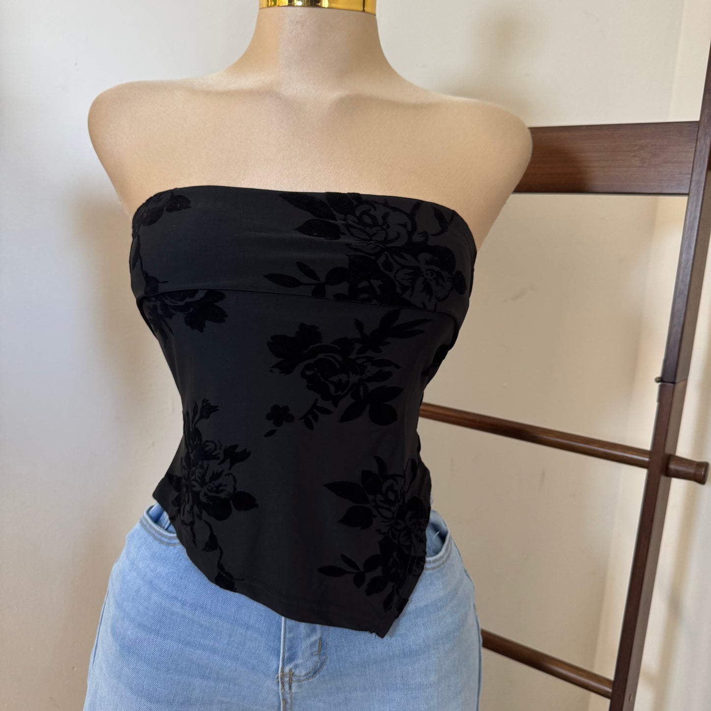 Tube Asymmetrical Hem Top -Black