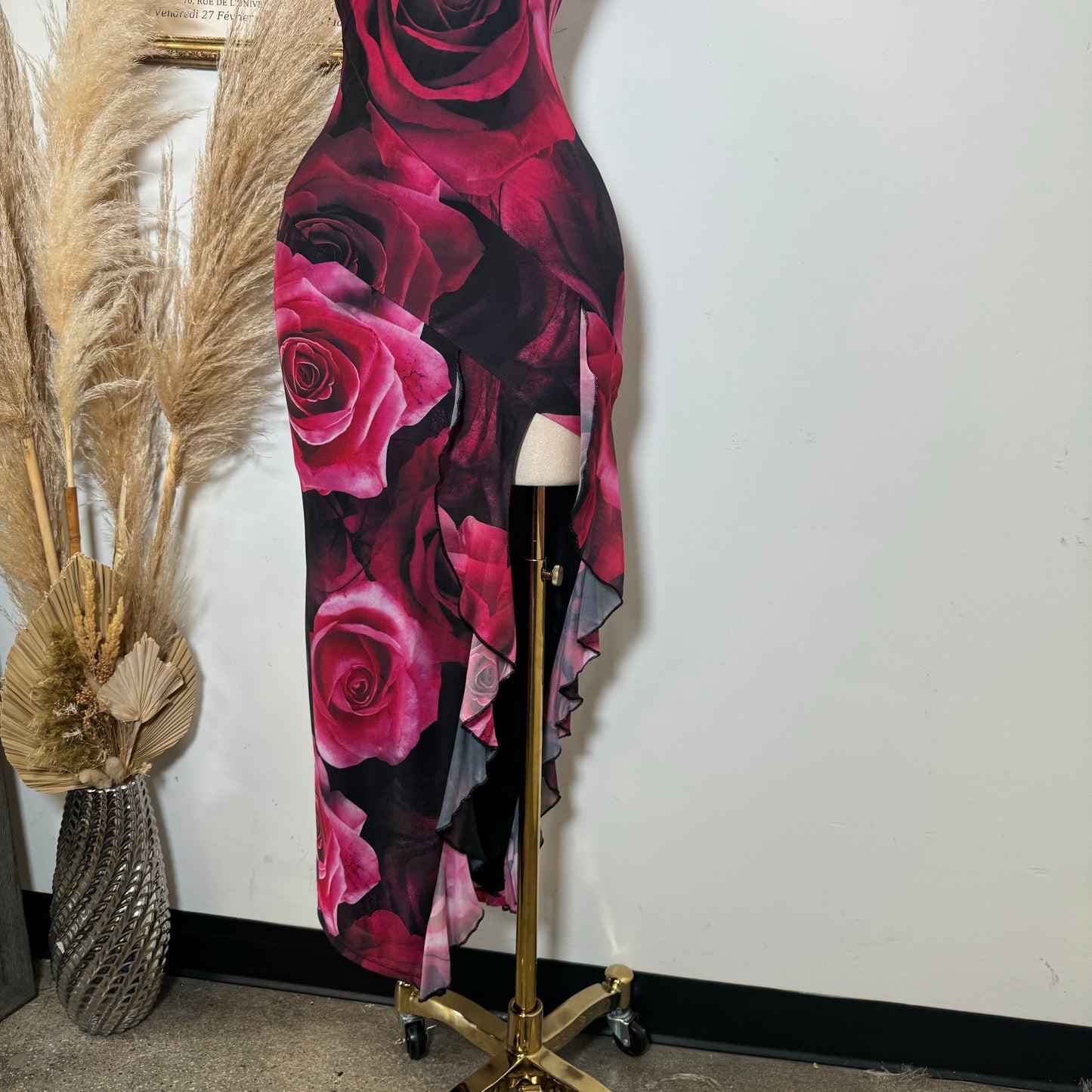 Rose Ruffle Open Slit Dress-Pink