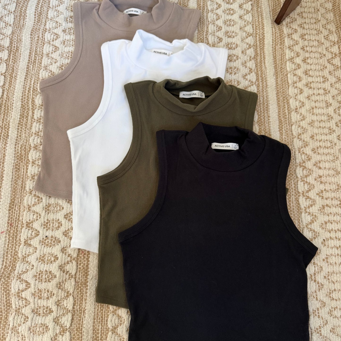 Basic Turtle Neck Sleeveless