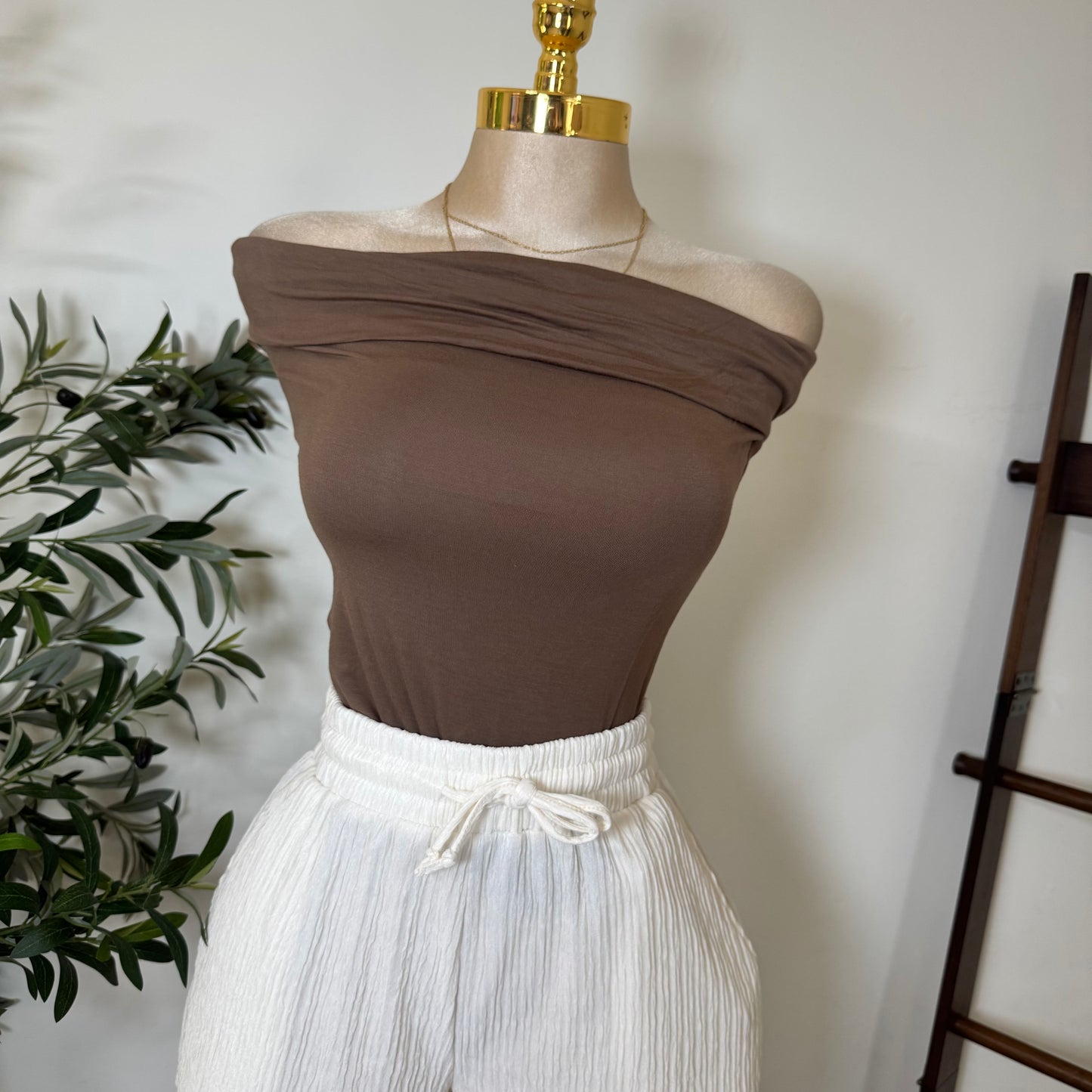 Off shoulder Double layered Top-Browm