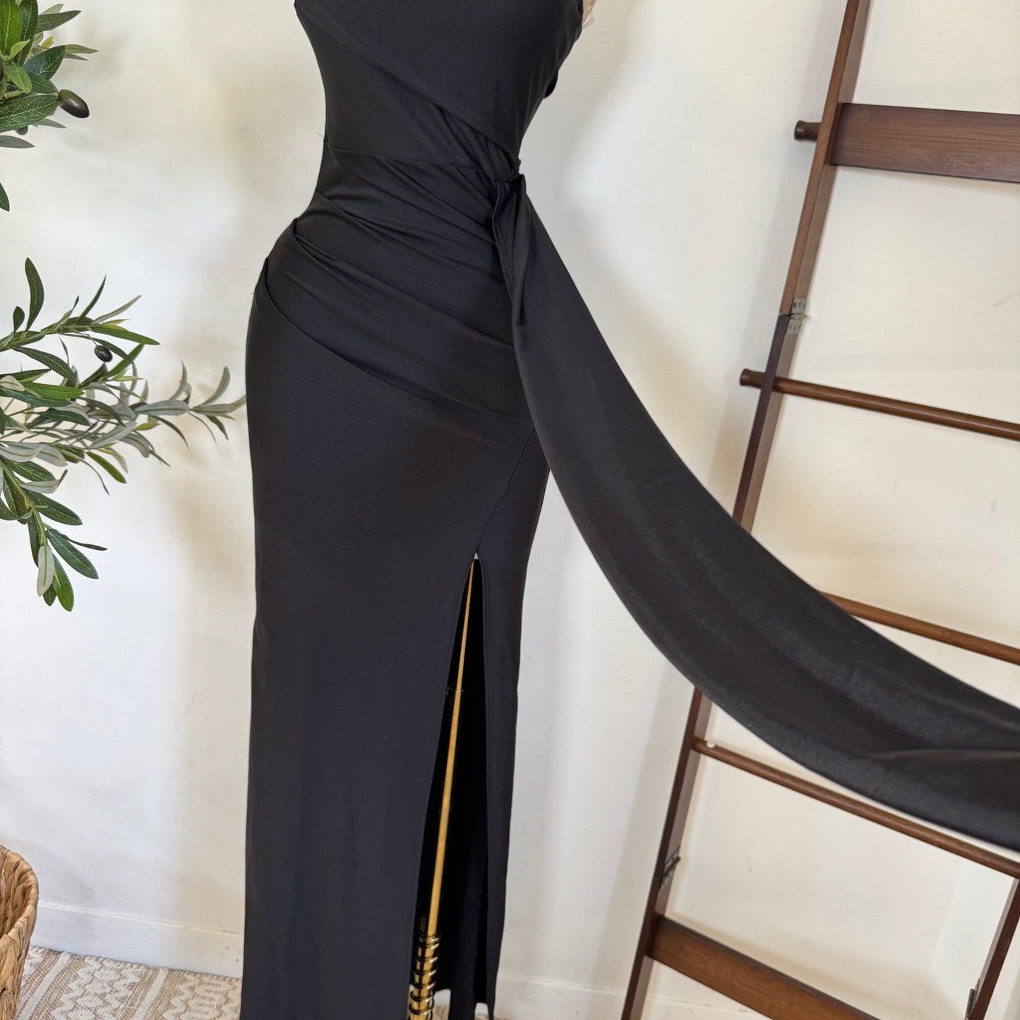 Gala Dress-Black