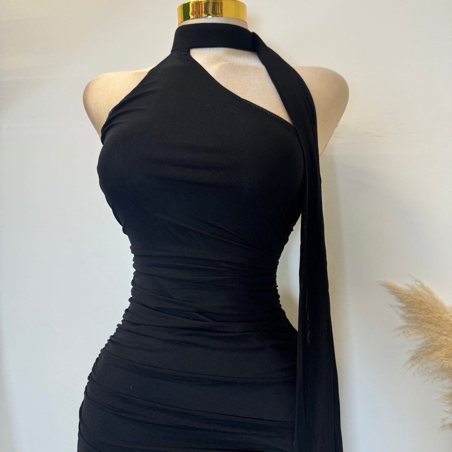 Evonne Dress-Black
