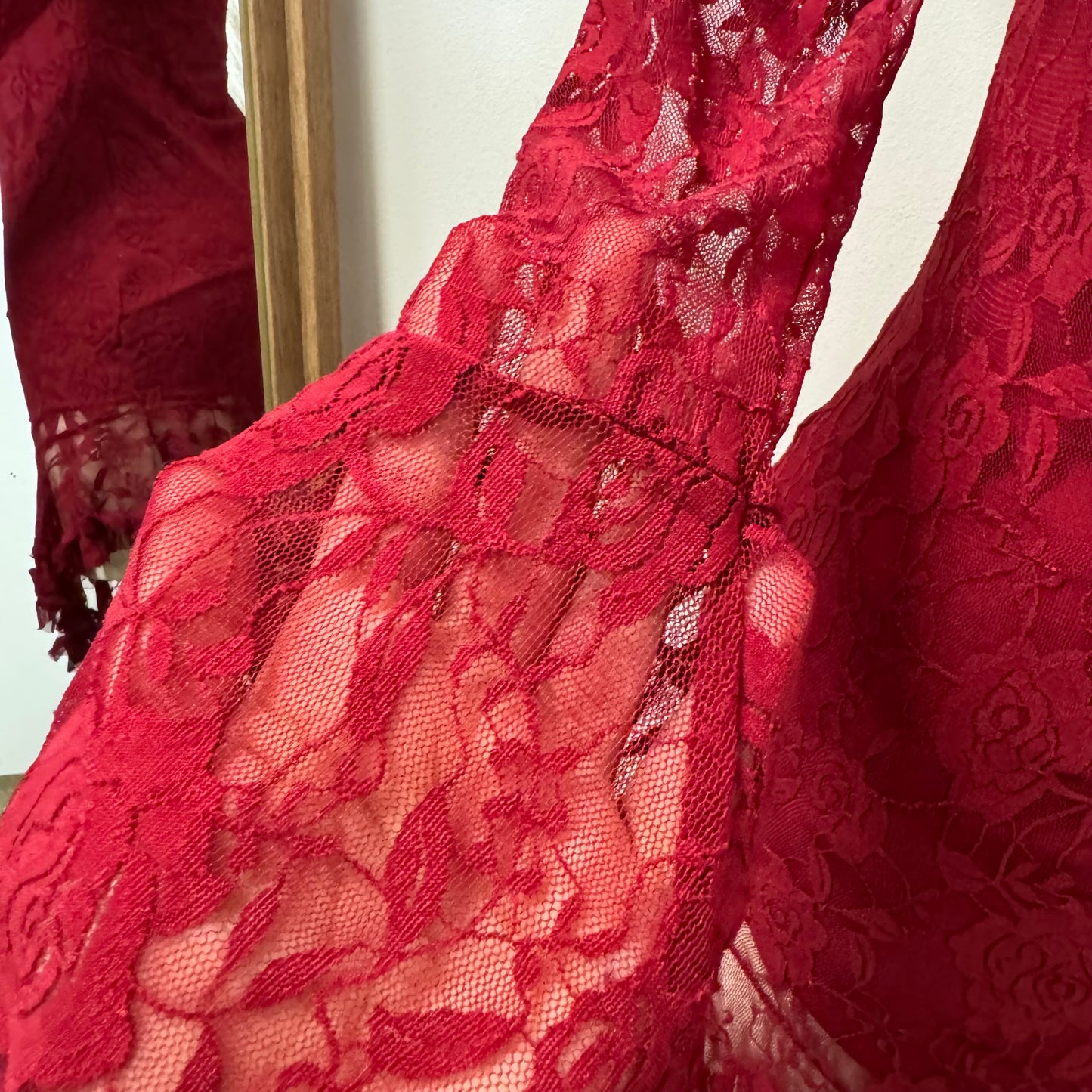 Off Shoulder Lace Dress-Burgundy