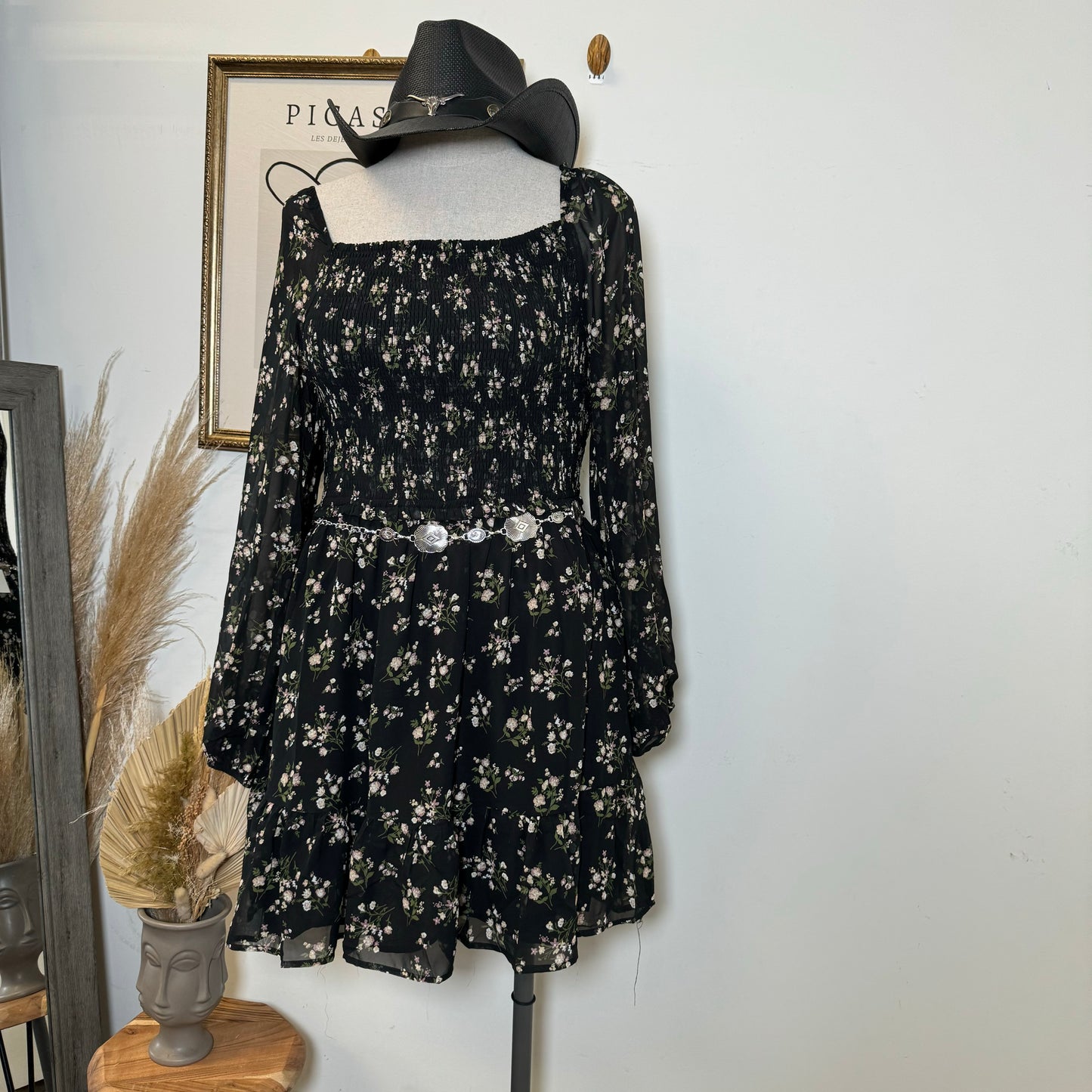 Plus size Long Sleeve Dress-Black