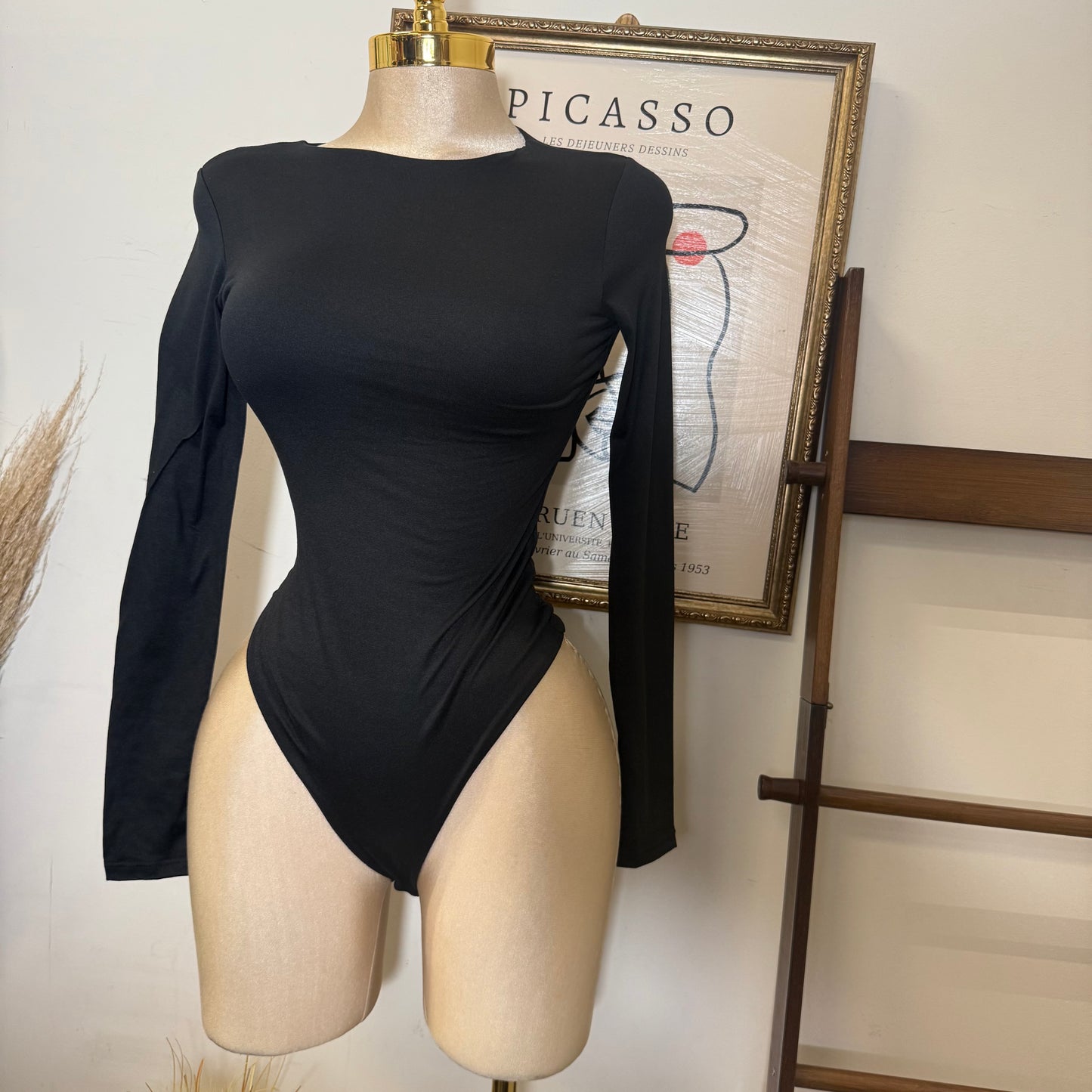 Long Sleeve Crew Neck Thong Bodysuit-Black