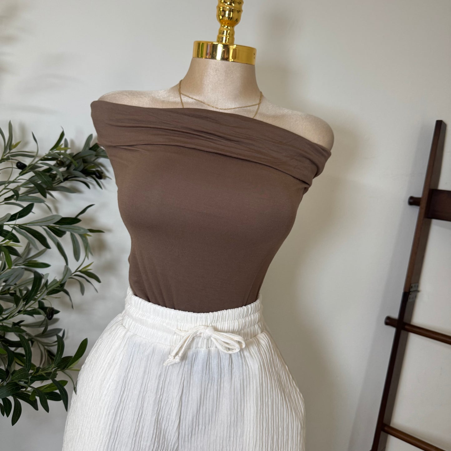 Off shoulder Double layered Top-Browm
