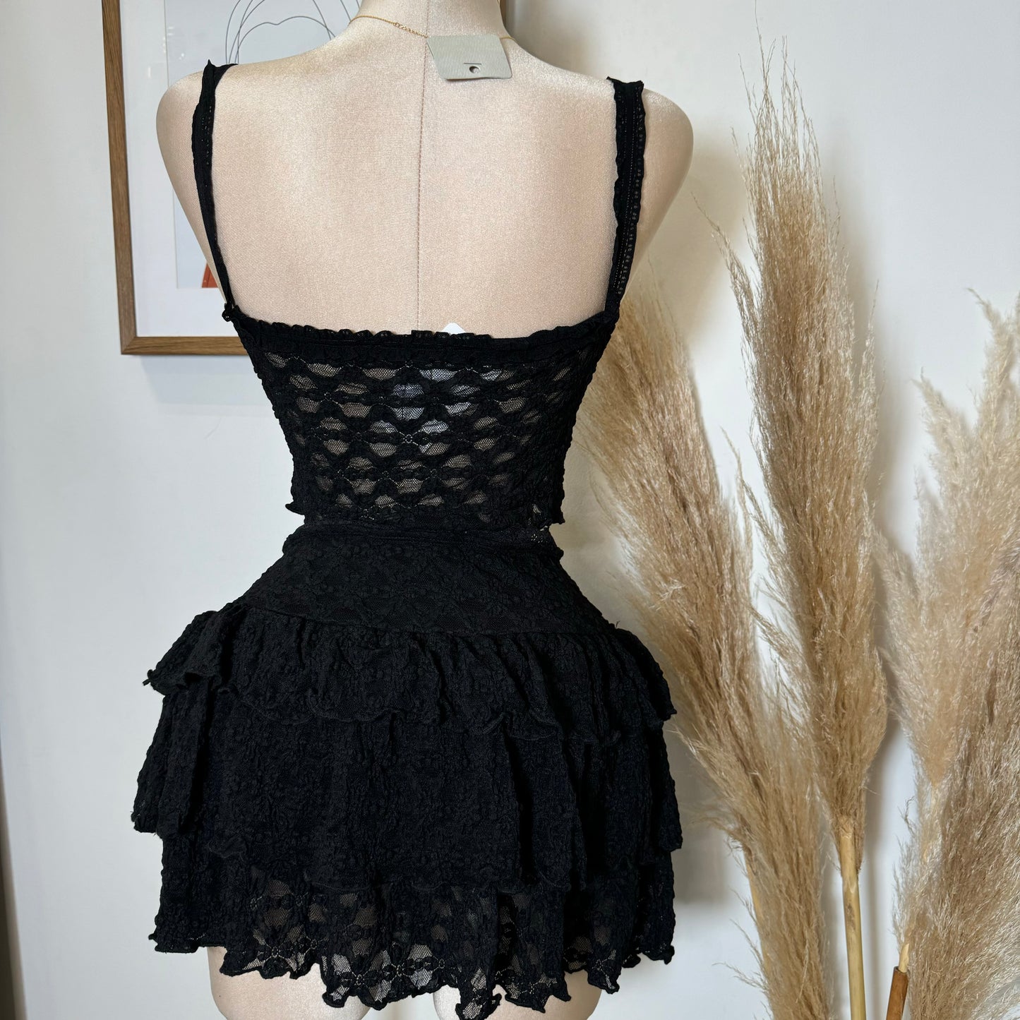 Bonita Lace Flare Skirt Set-Black