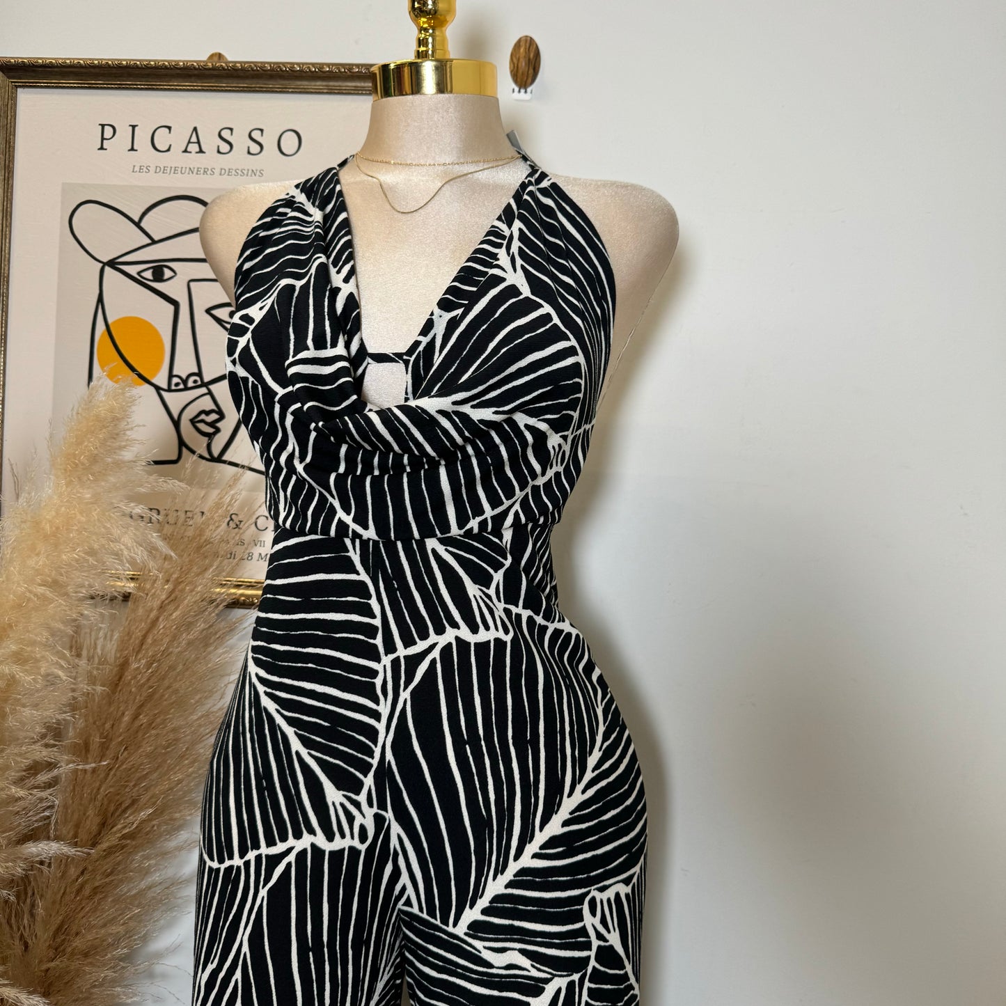 Leaf Print Cowl Neck Halter Jumpsuit-black/White