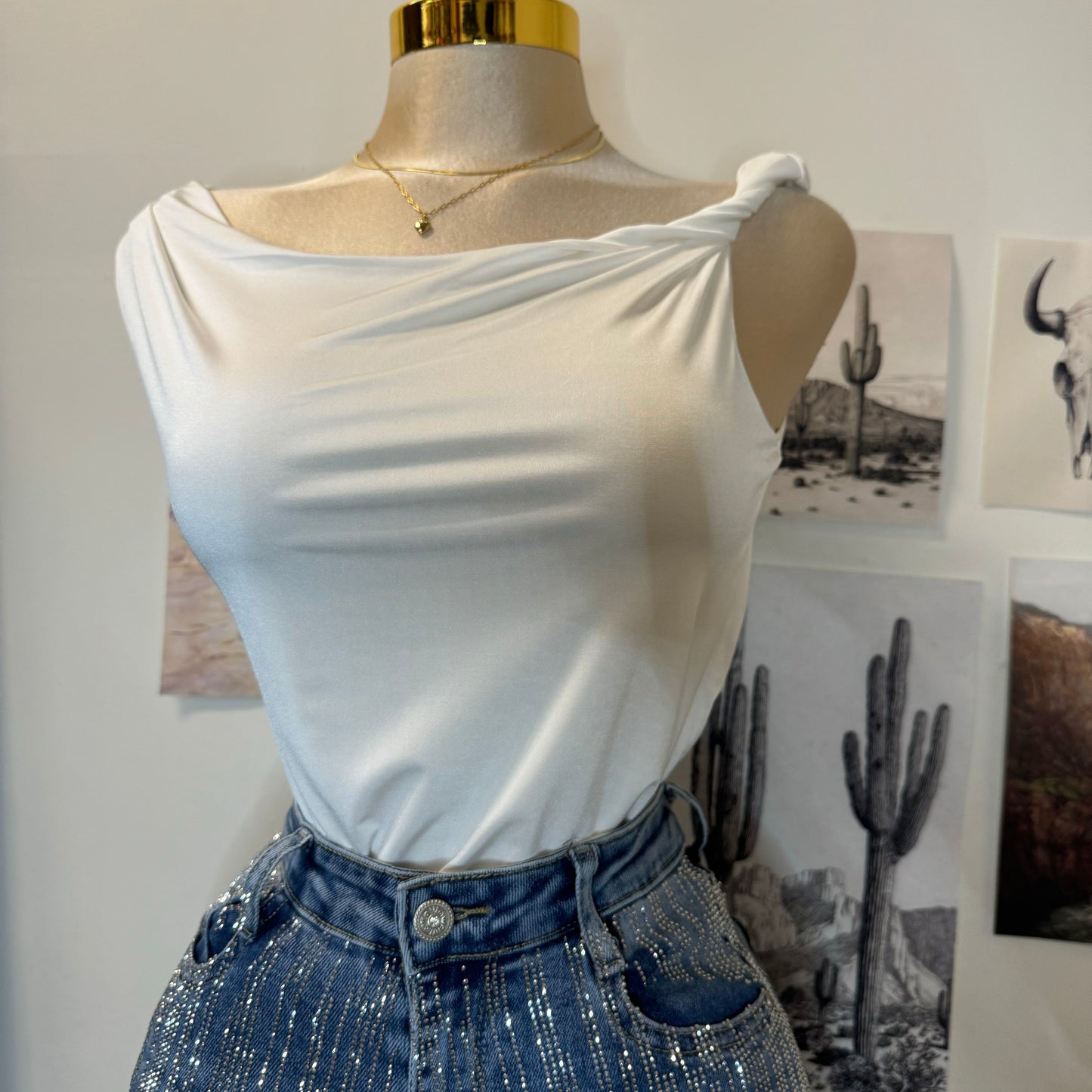 Asymmetrical Double Layered Top-White