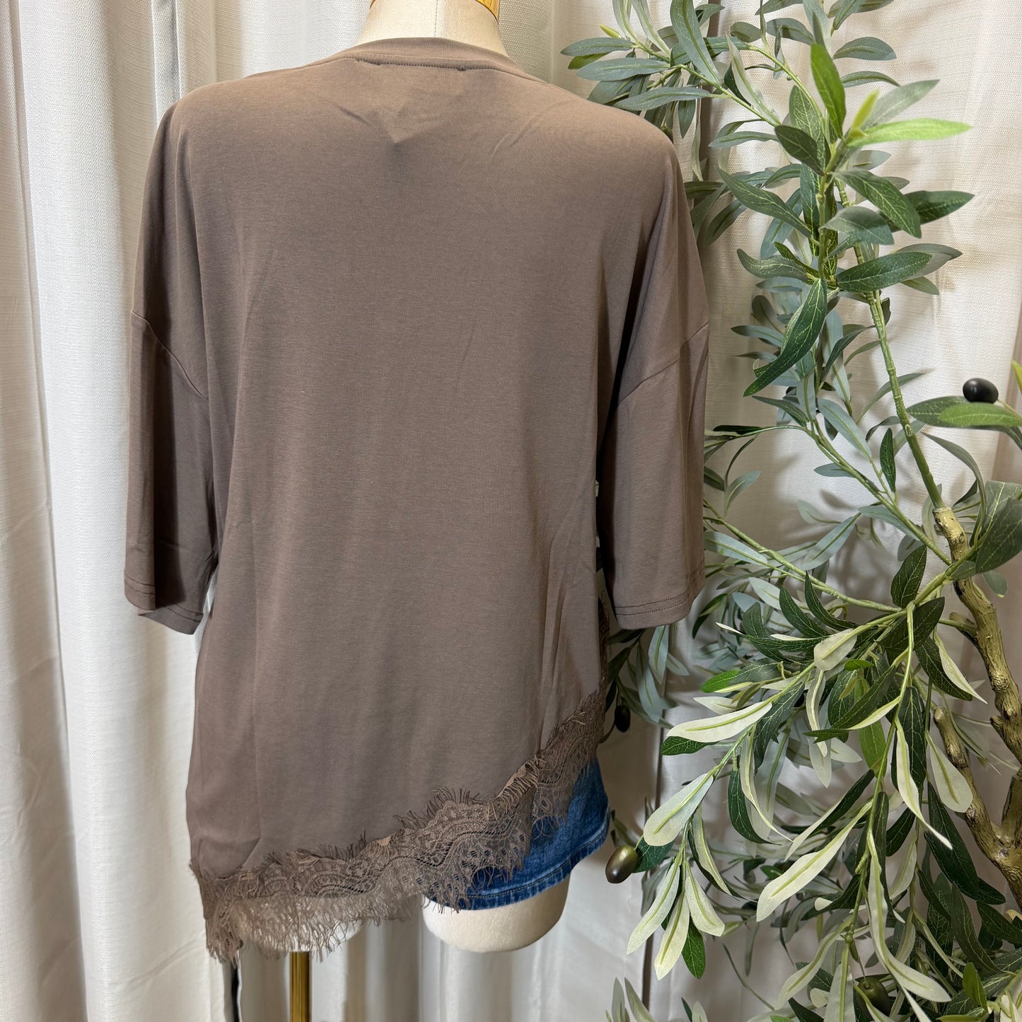 Short sleeve Lace Detail Oversize Top-Brown