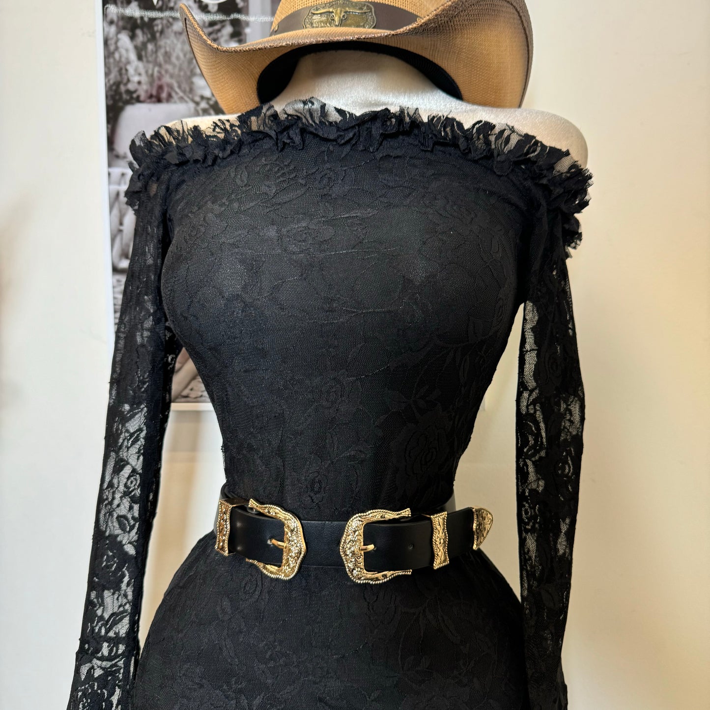Off Shoulder Lace Dress-Black1