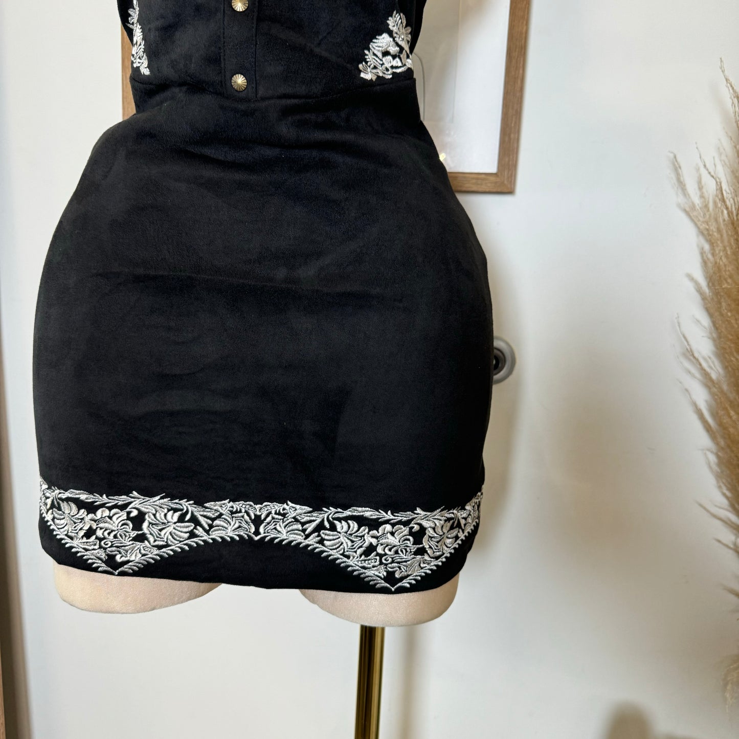 La Bota Suede Dress-Black