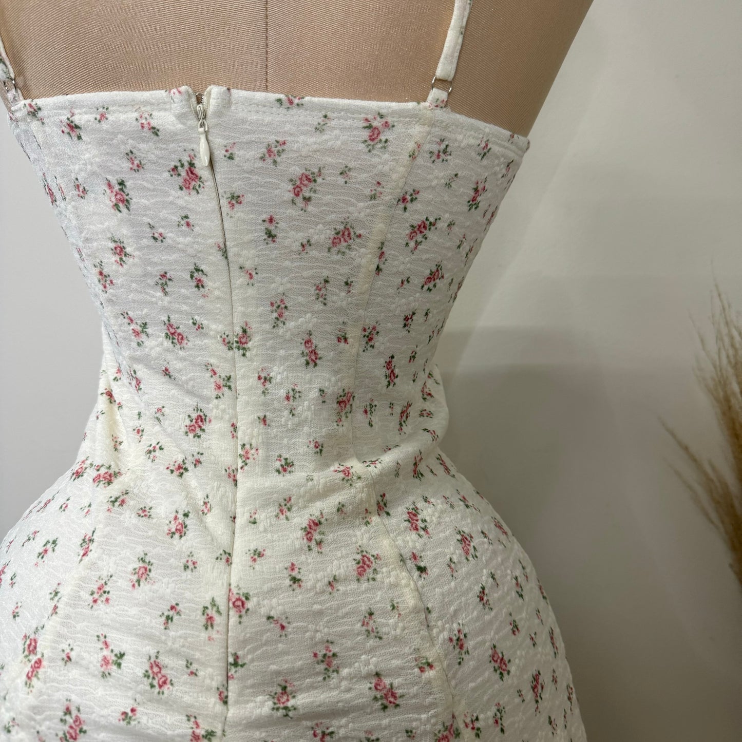 Coqueta Floral Mini Dress-Cream