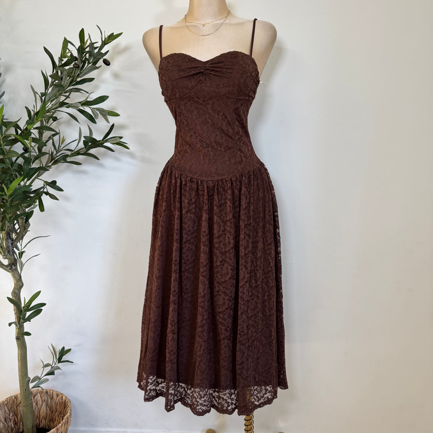 Lace Midi Flare Dress-Brown