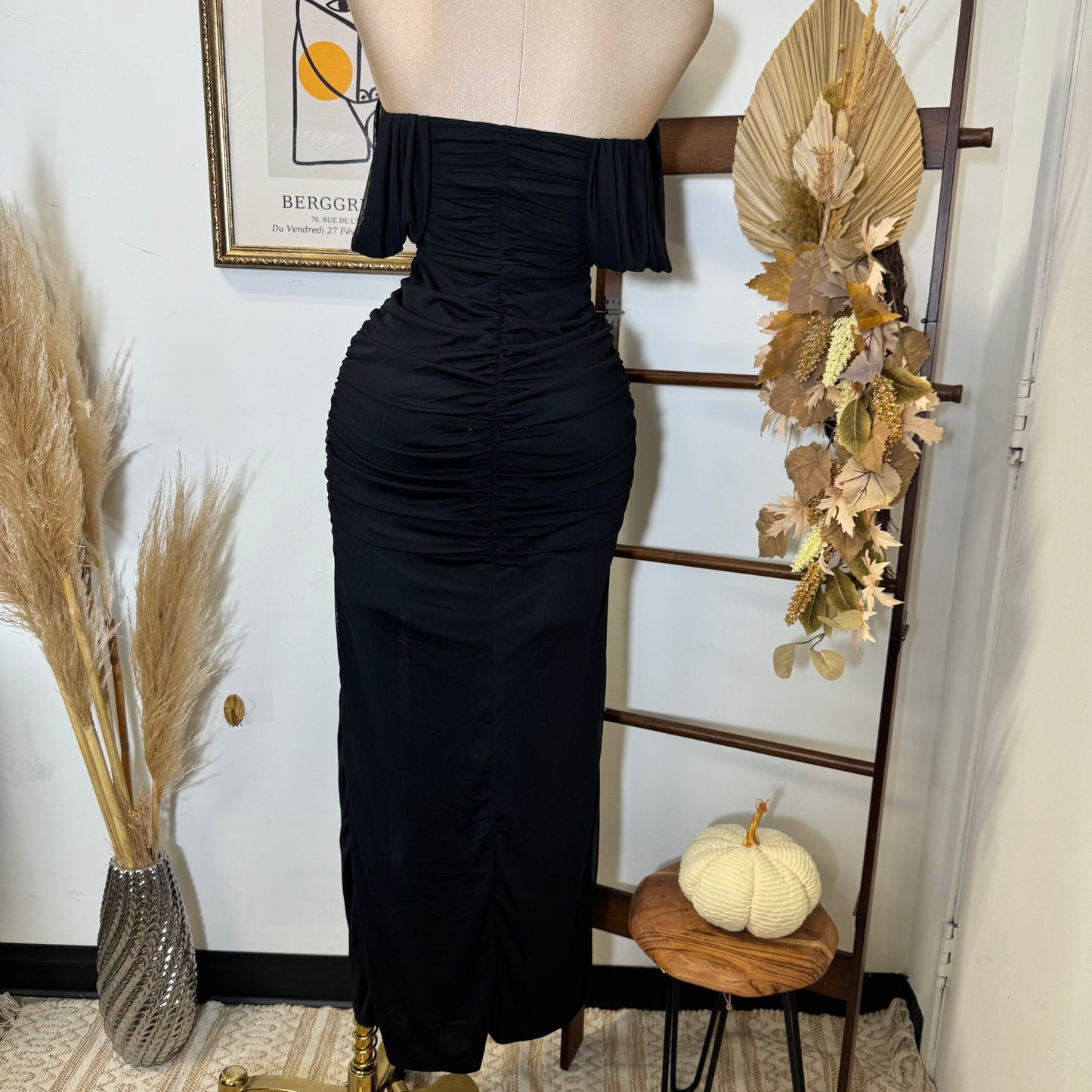 Long Maxi Off Shoulder Dress-Black
