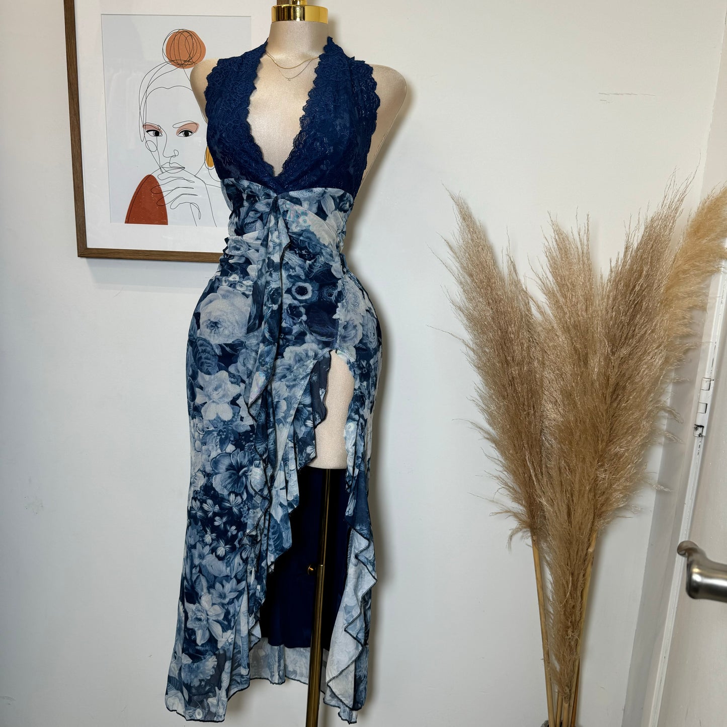 Xio open Slit Dress-Navy