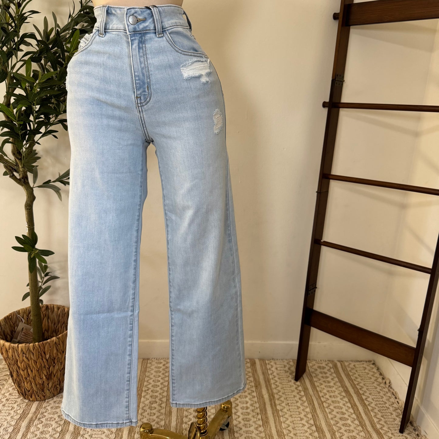 V2647L Ripped Jeans-LT Blue