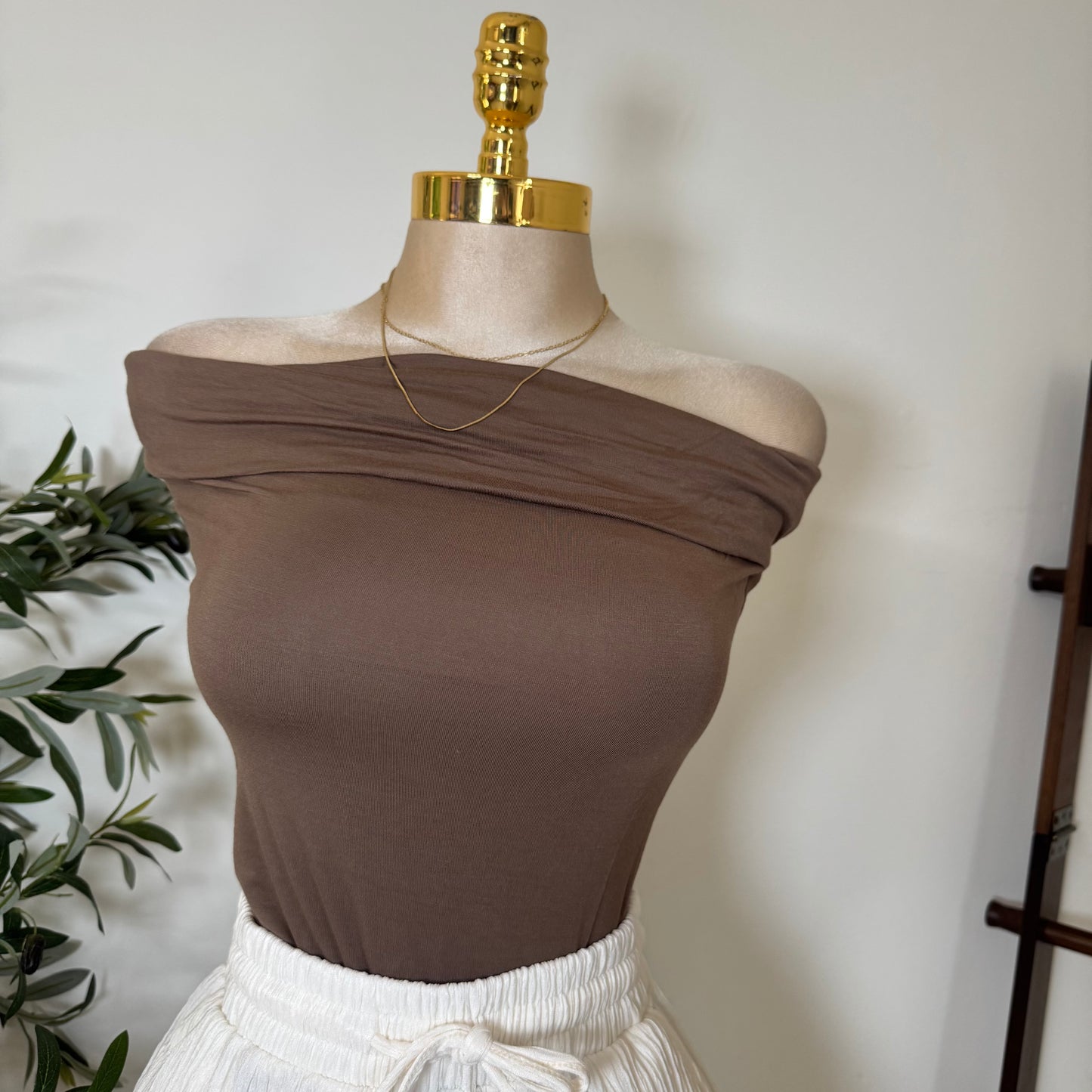 Off shoulder Double layered Top-Browm