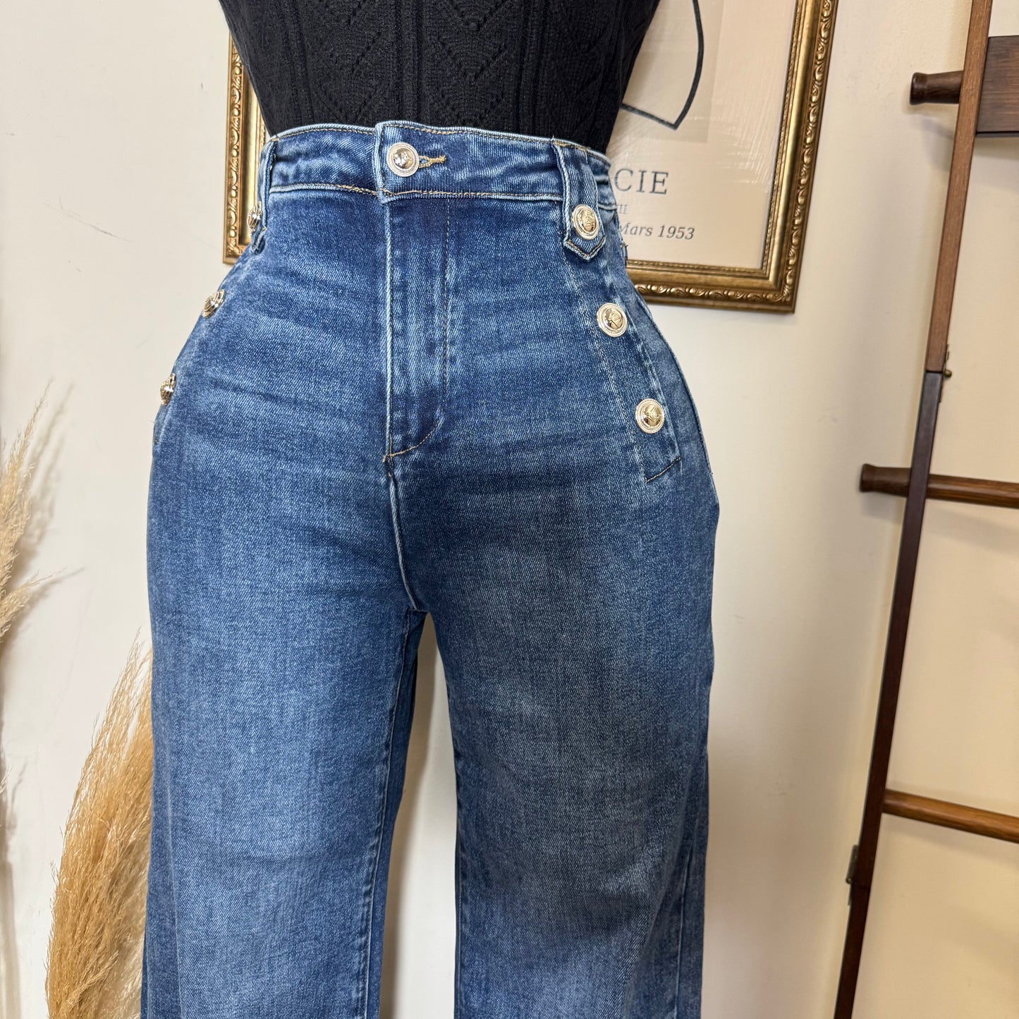 High Waisted Jeans Button On the Side -LT Blue