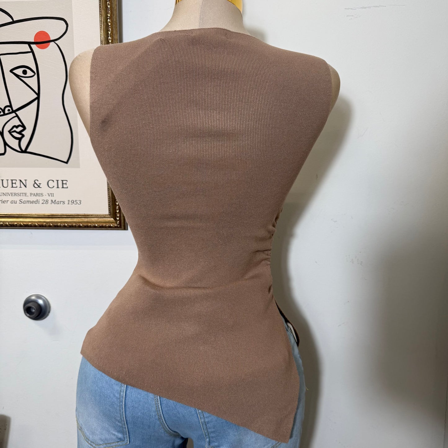 Asymmetrical hem Sleeveless Knit Top-Light Mocha