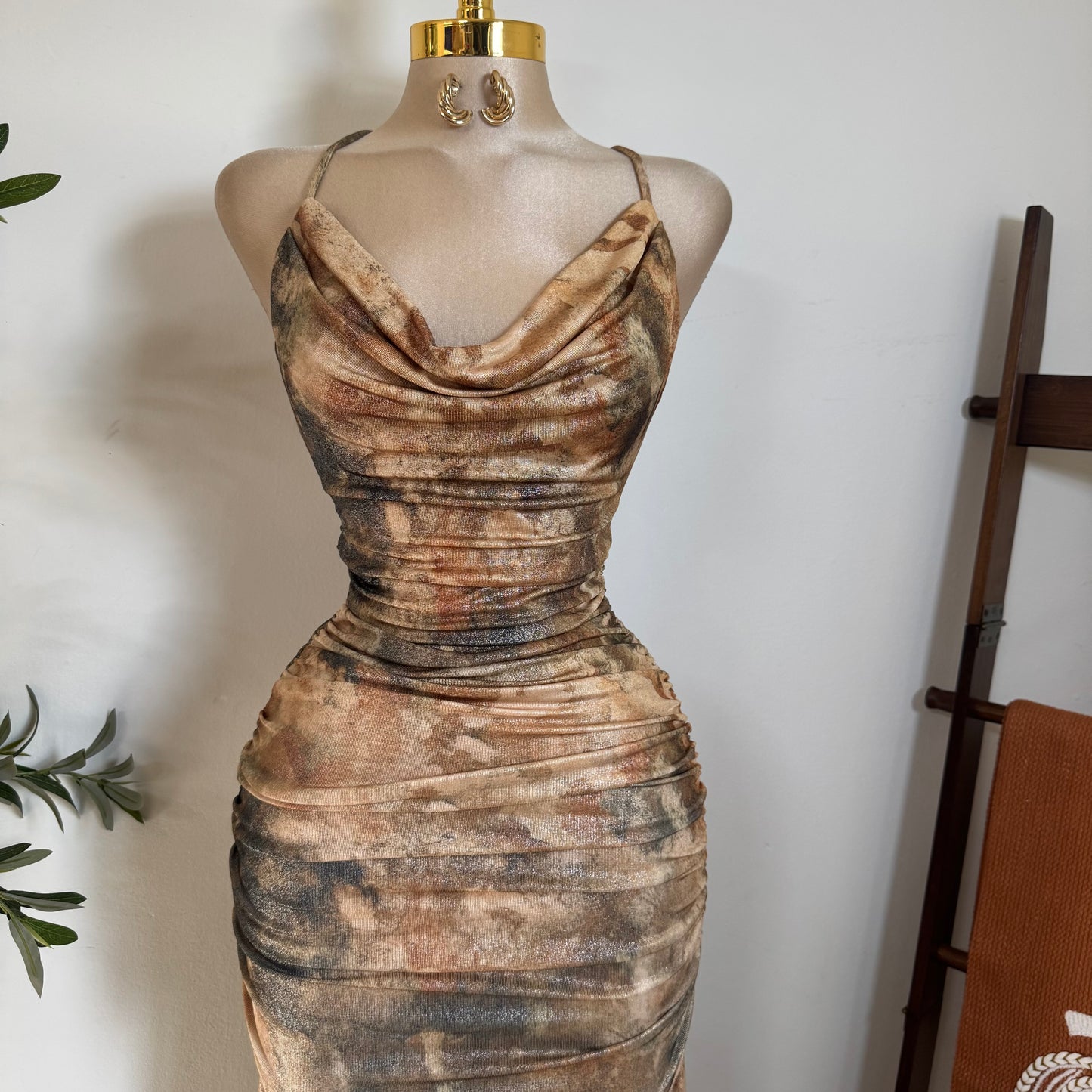 Deep Plunge Halter Neck Ruched A-Line Midi Dress-Brown Gold Multi