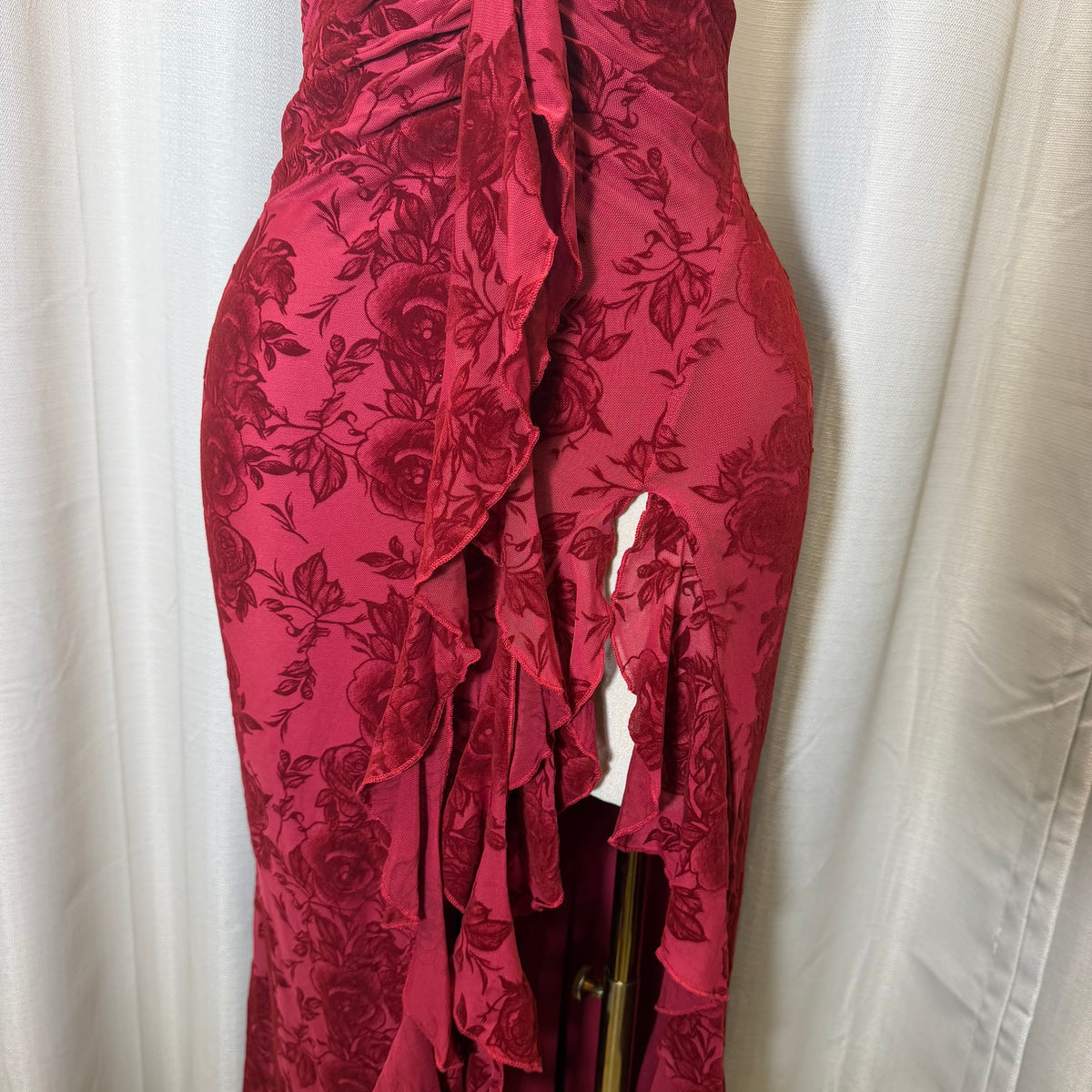 Halter Lace Detail Floral Dress-Red/Burgundy