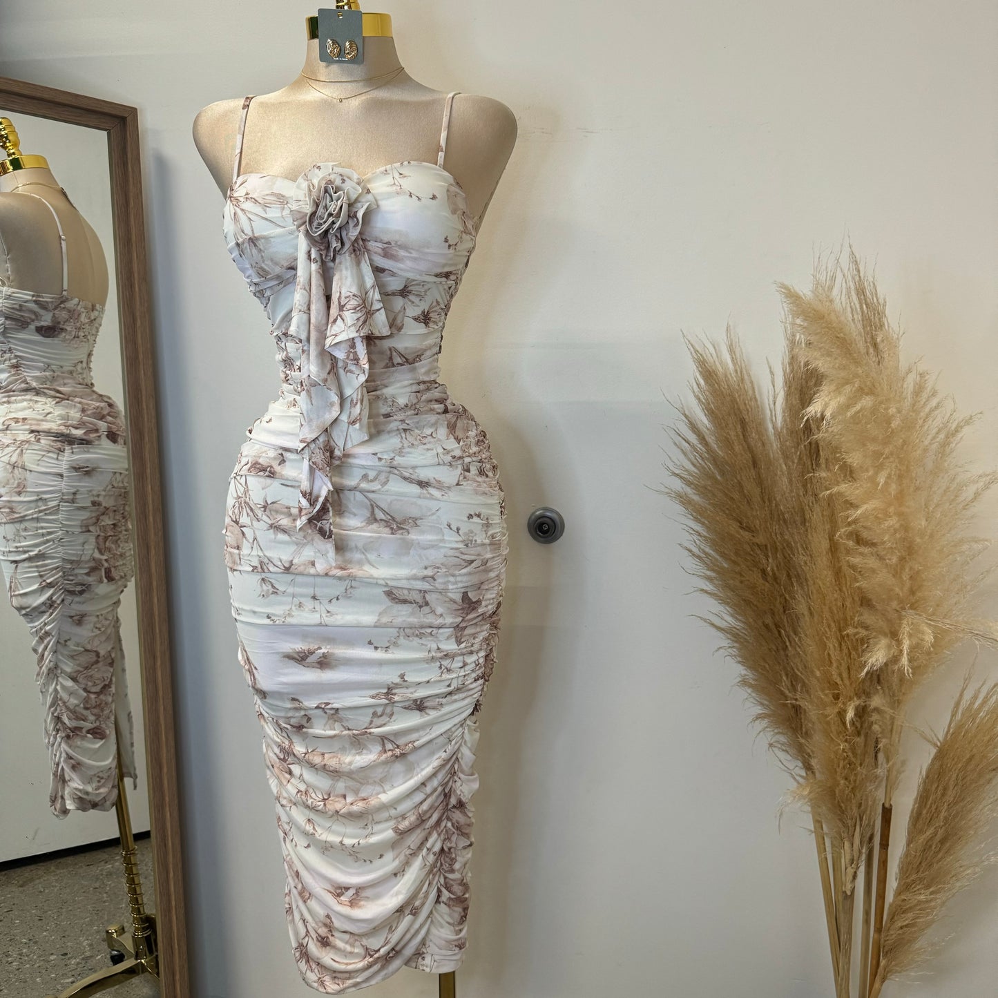 Daisy Floral Mesh Rossete Ruched Midi Dress-Brown