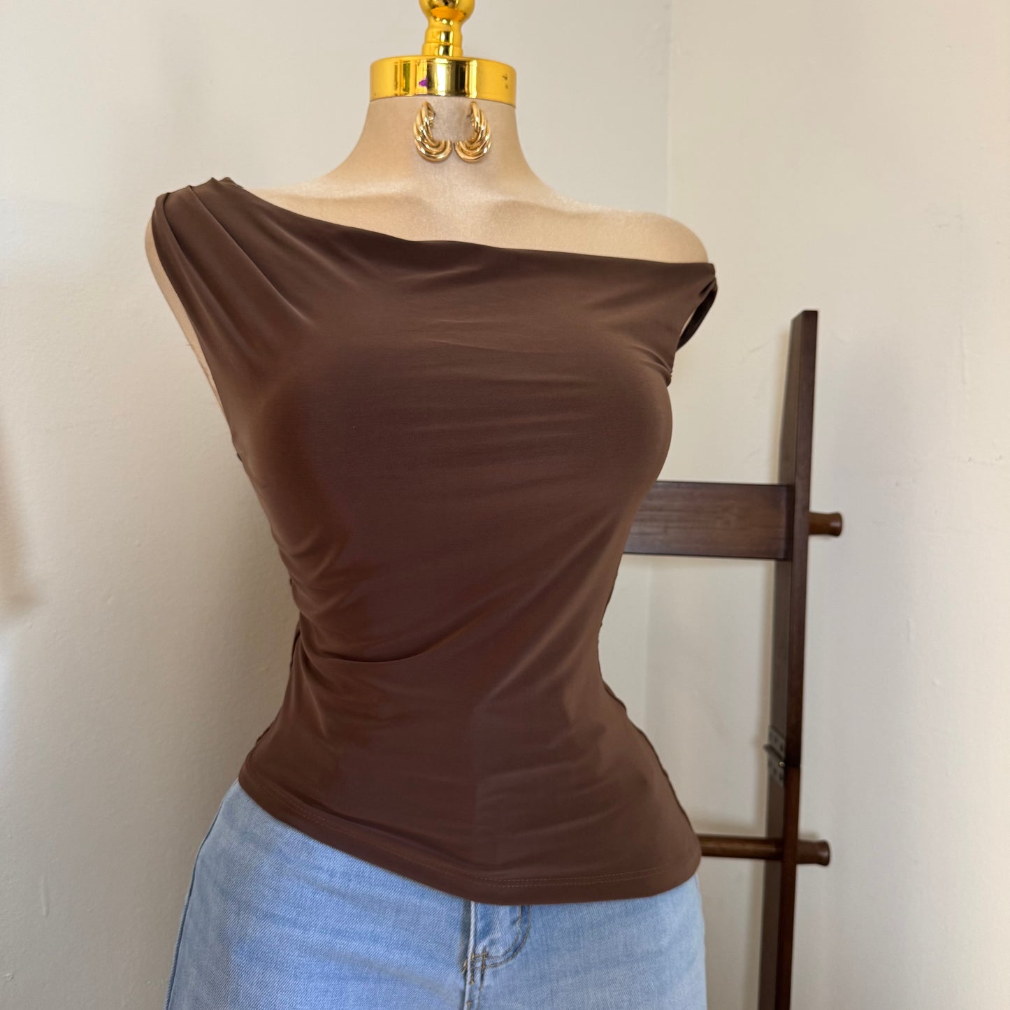 Asymmetrical Off Shoulder Ruched Crop Top-Brown