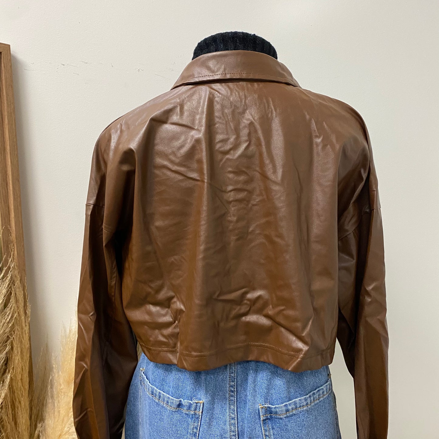 Tahlea Crop Shirt -Brown
