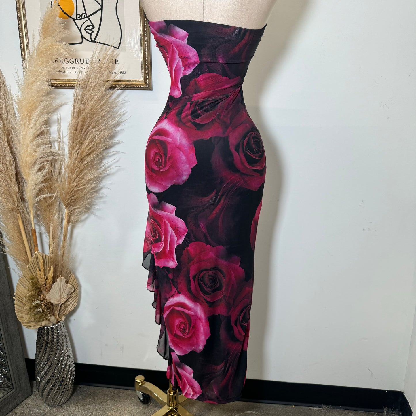 Rose Ruffle Open Slit Dress-Pink