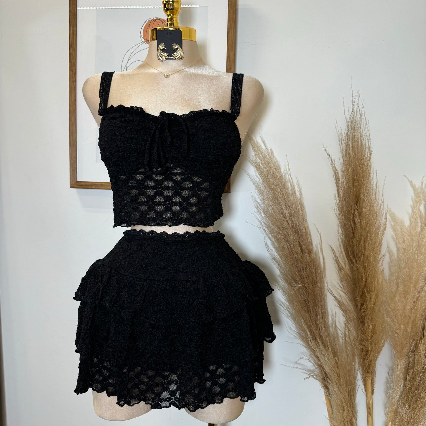 Bonita Lace Flare Skirt Set-Black