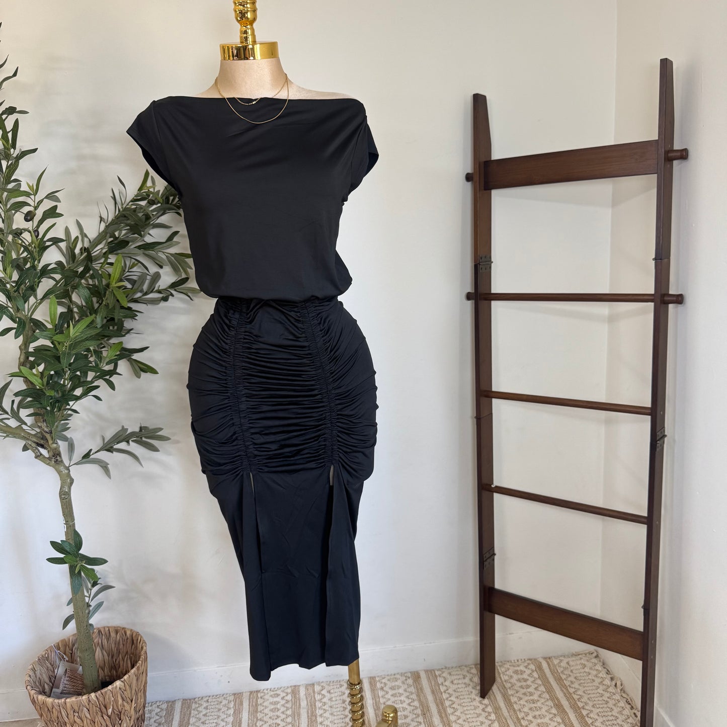 Ruched Elegance Draped Midi Dress-Black