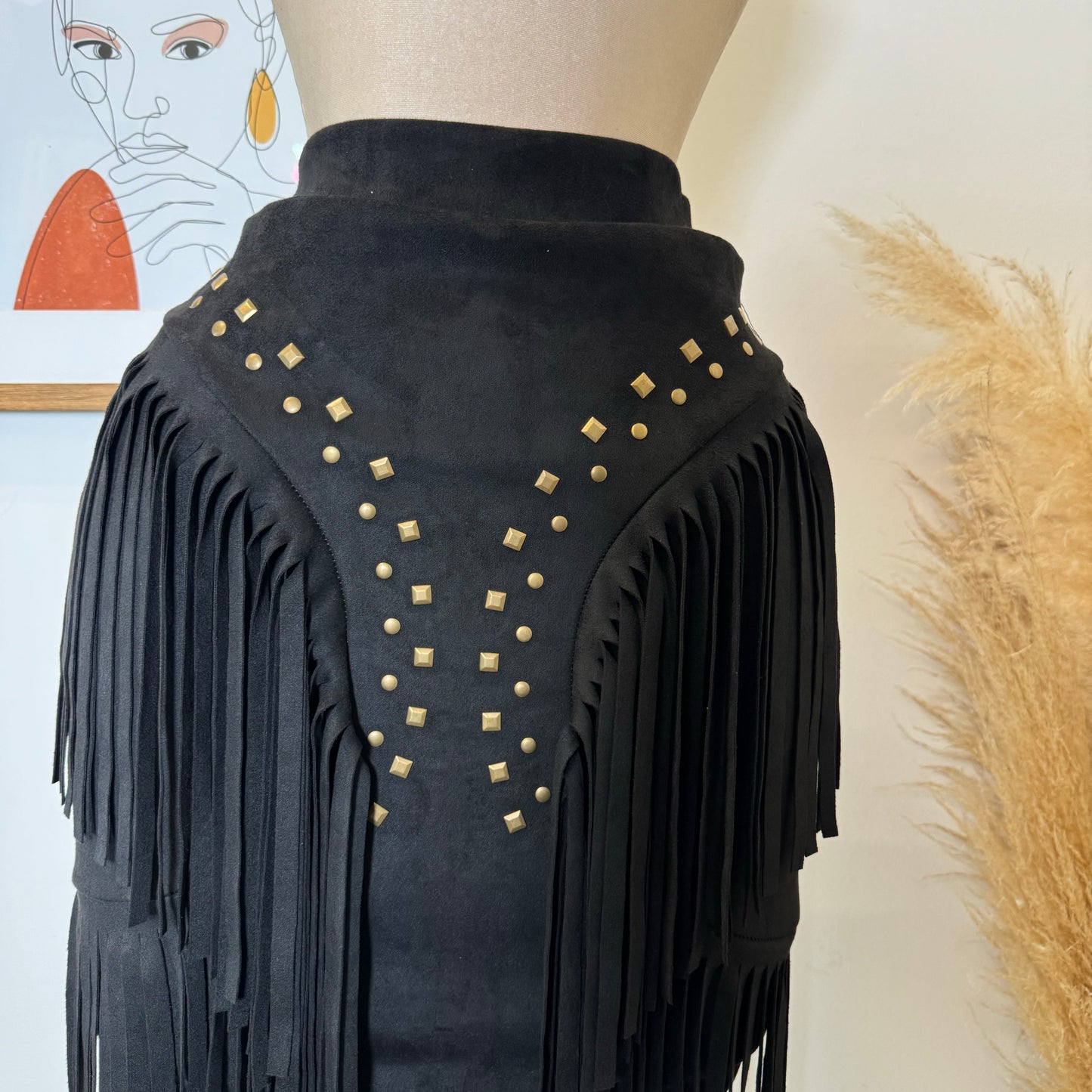 La Muy Muy Fringe Skirt-Black