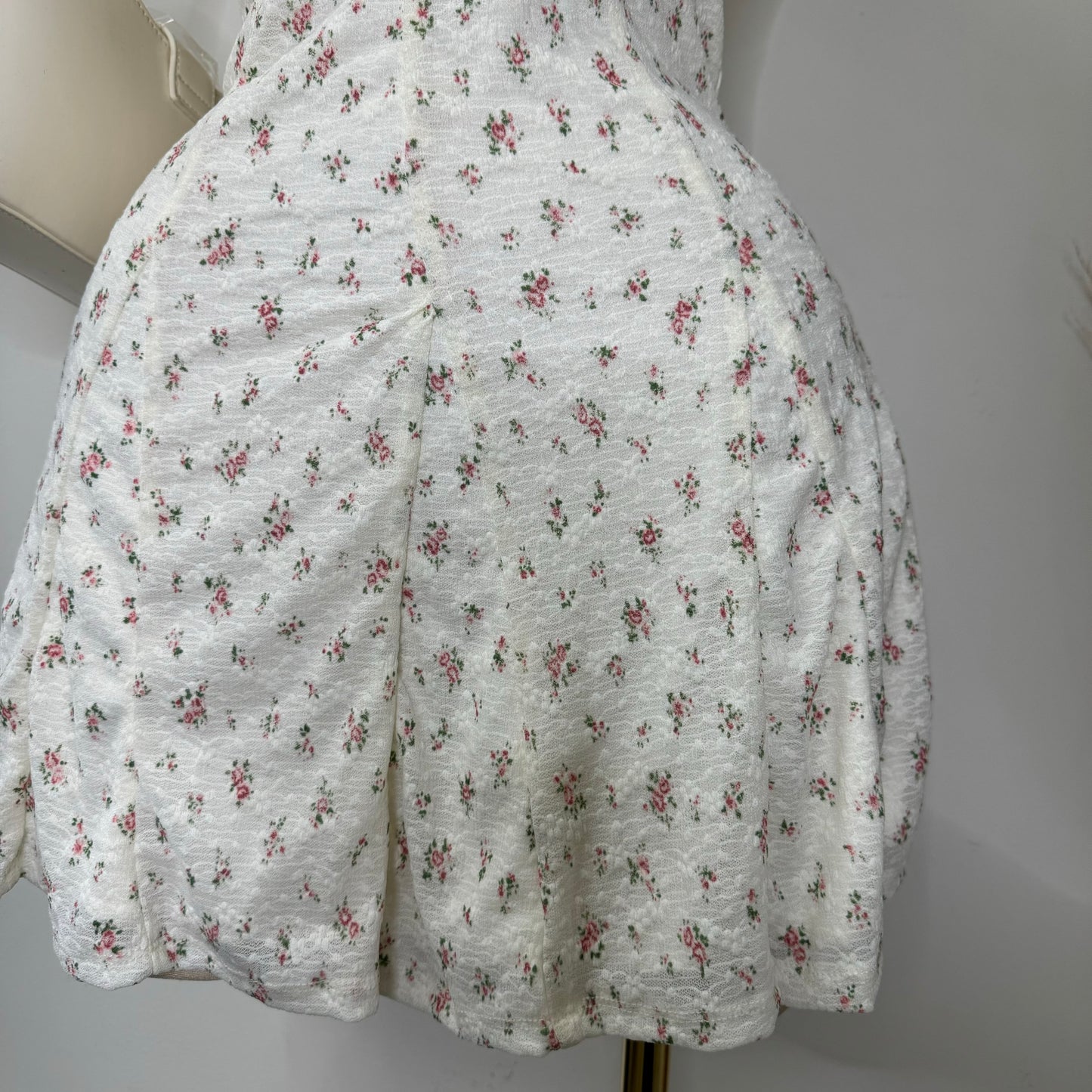 Coqueta Floral Mini Dress-Cream