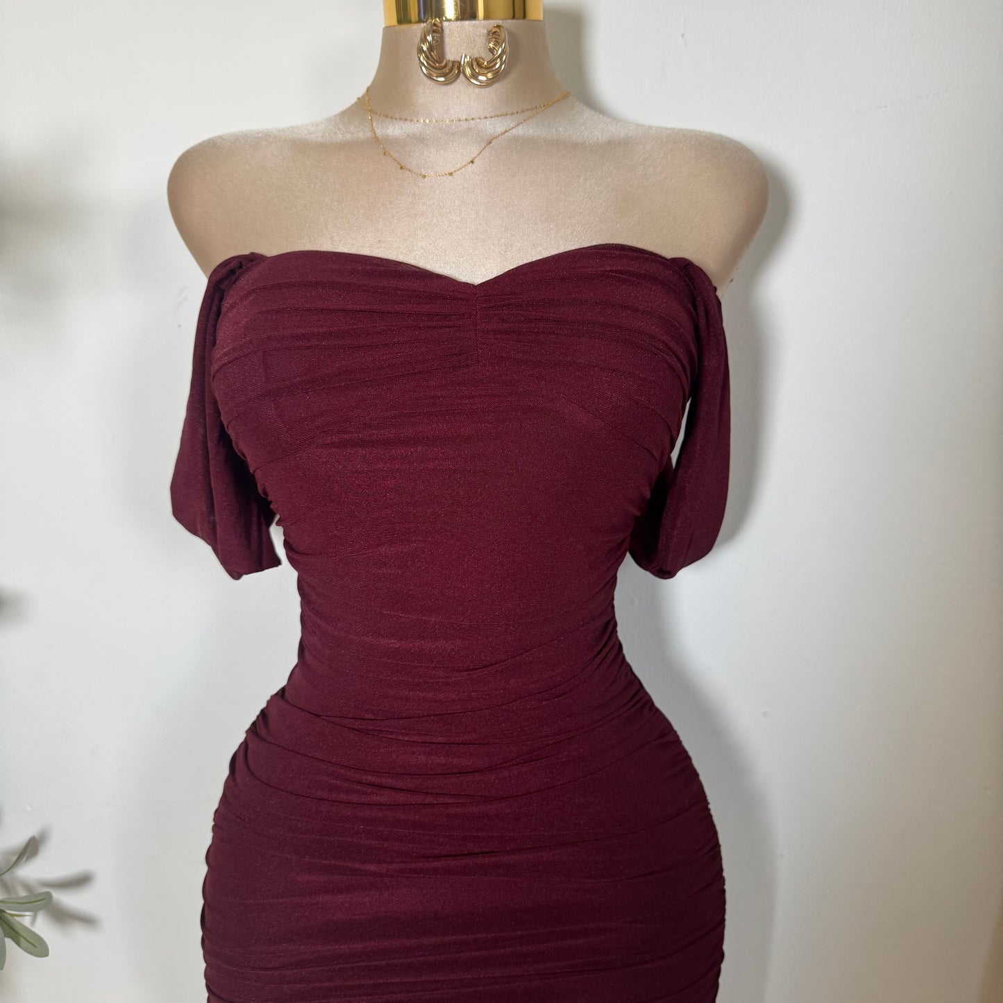 LUXE GLITTER MESH OFF SHOULDER RUCHED MIDI DRESS-Cherry