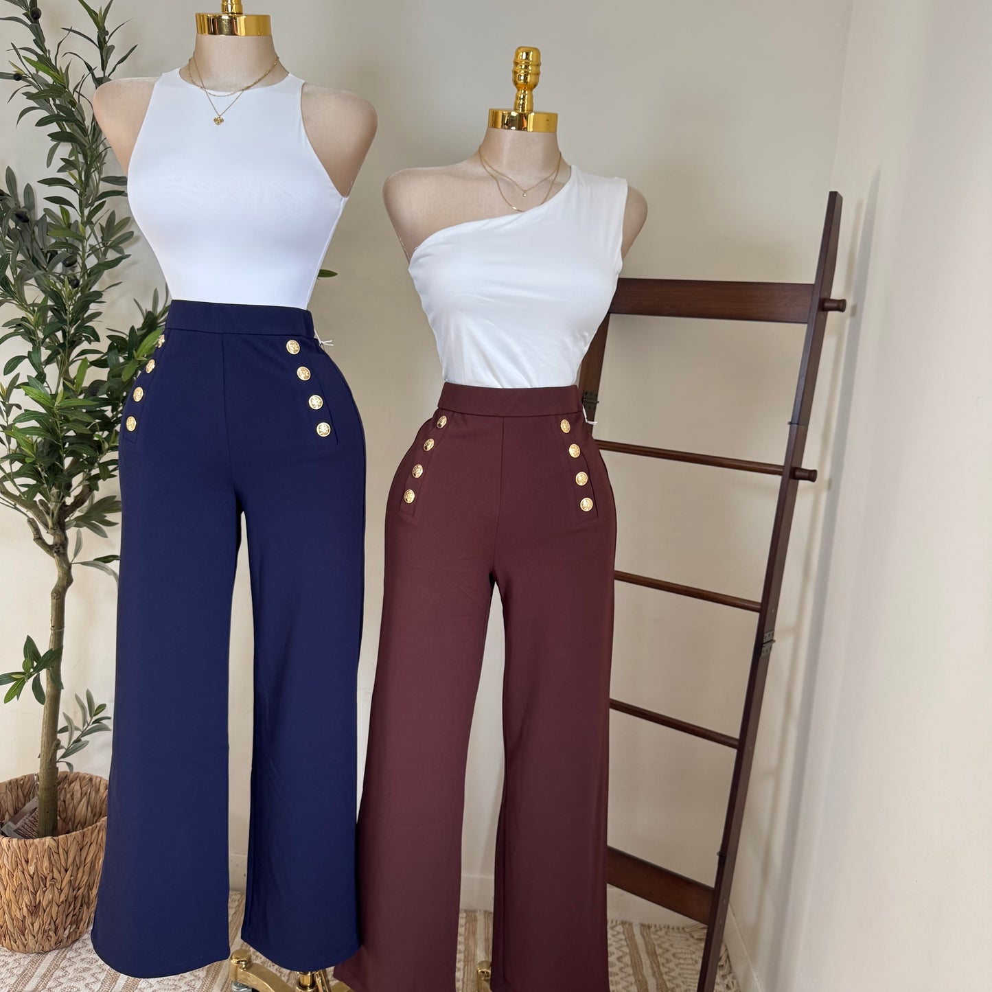High waisted Dressy Pants with Buttons on the Side-Brown