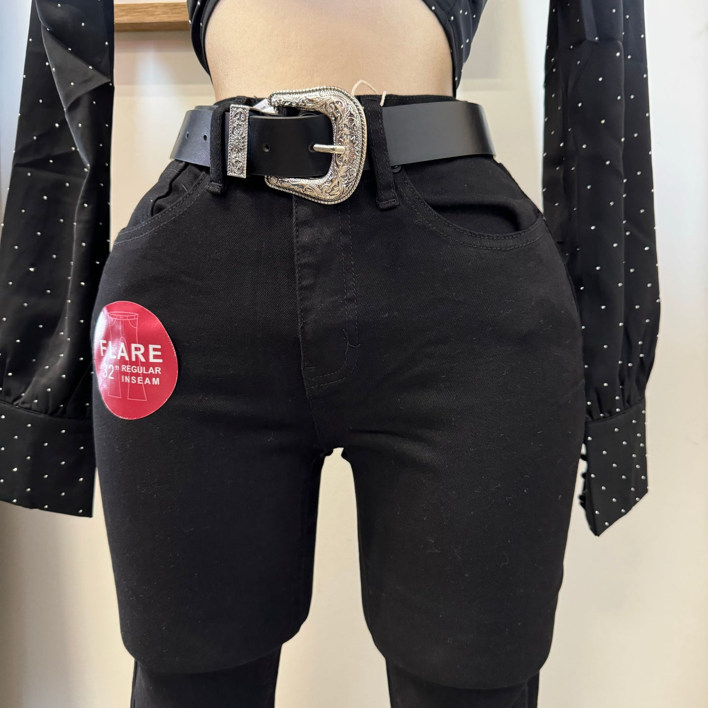 P912956R High Rise Super Flare Regular-Black
