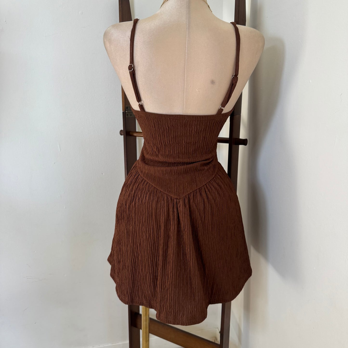 Crinkled Flowy Dress-Brown
