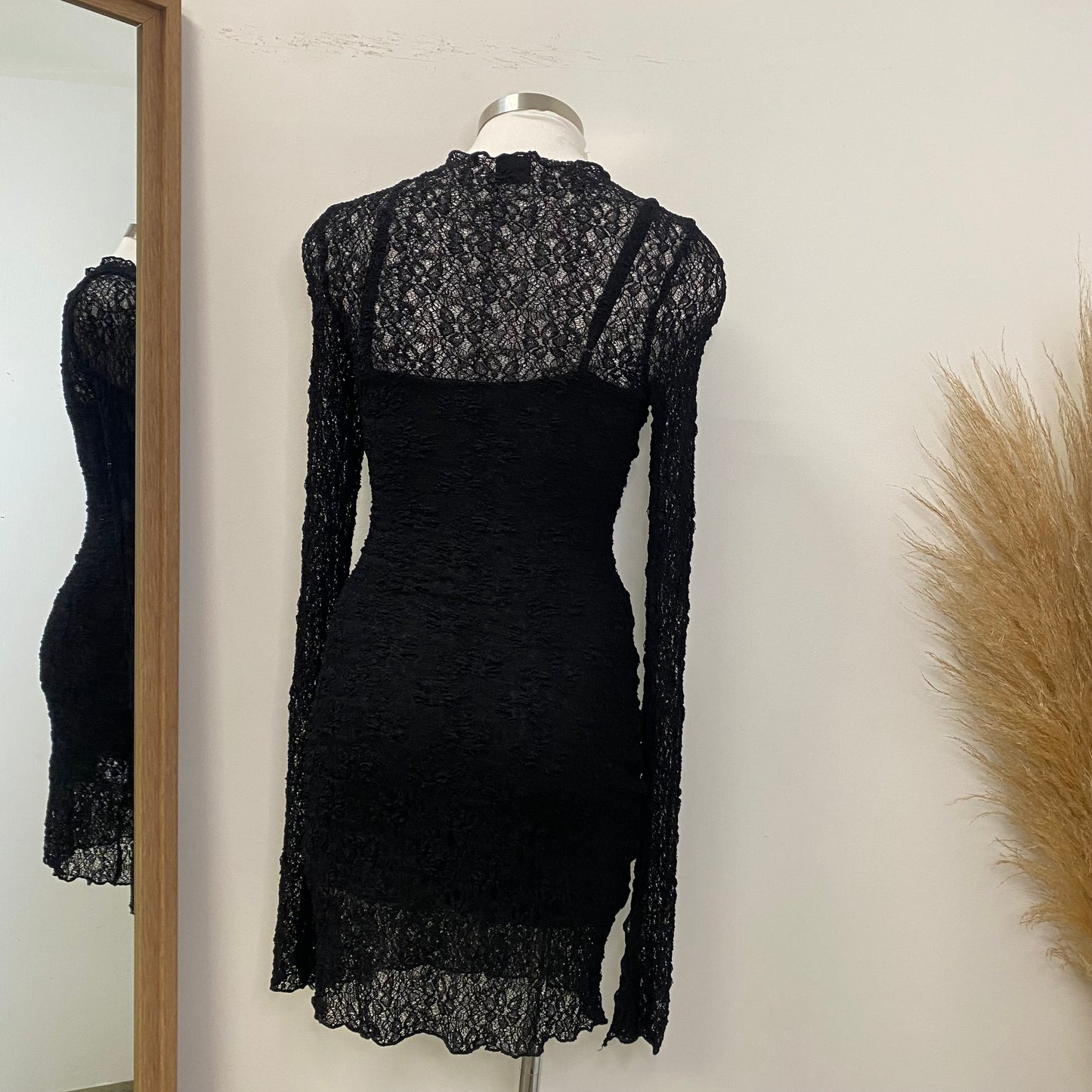 Karolina Lace Dress -Black