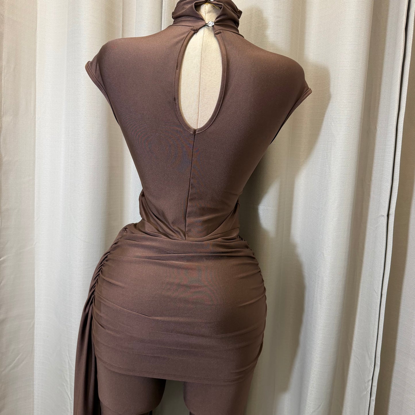 Short sleeve Jumpsuit with detail on the Front-Brown