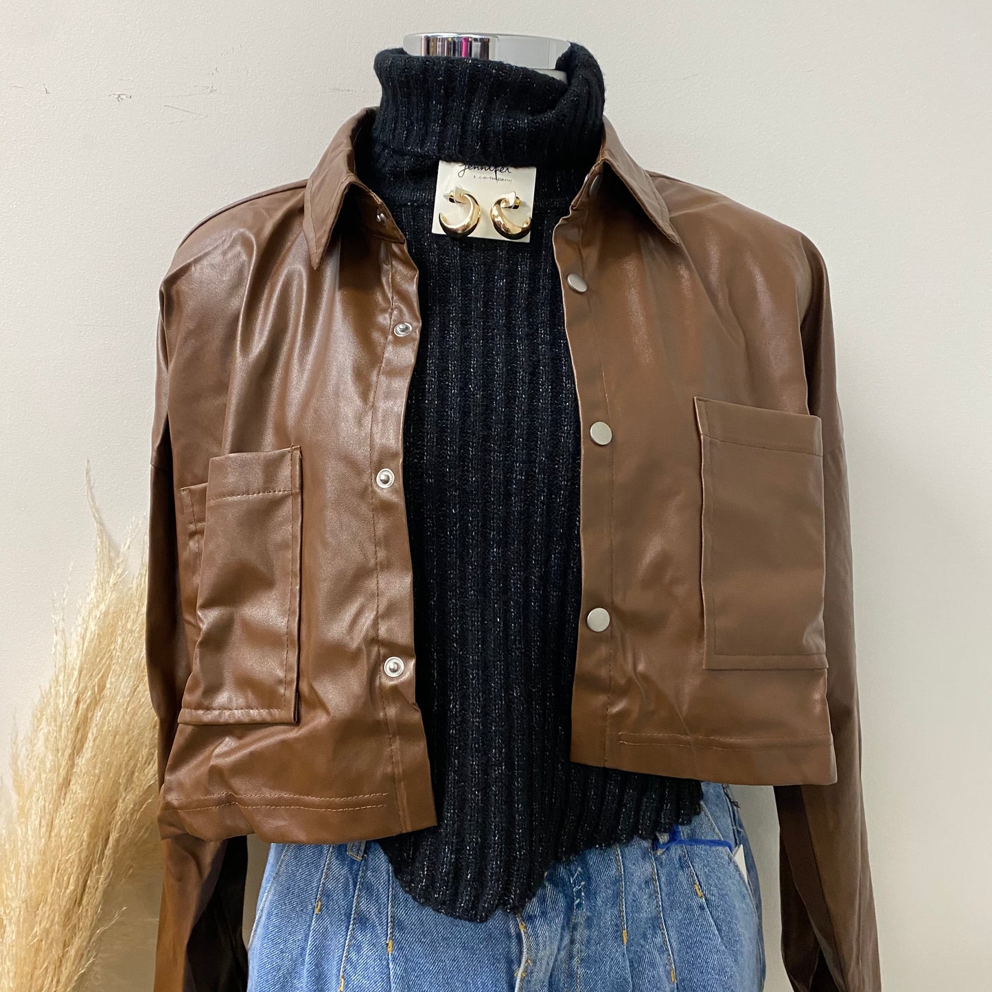 Tahlea Crop Shirt -Brown