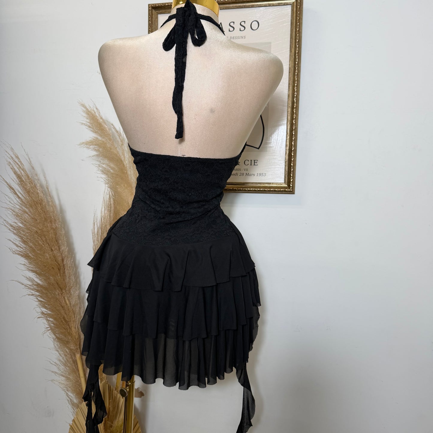 Halter lace Ruffle Dress-Black