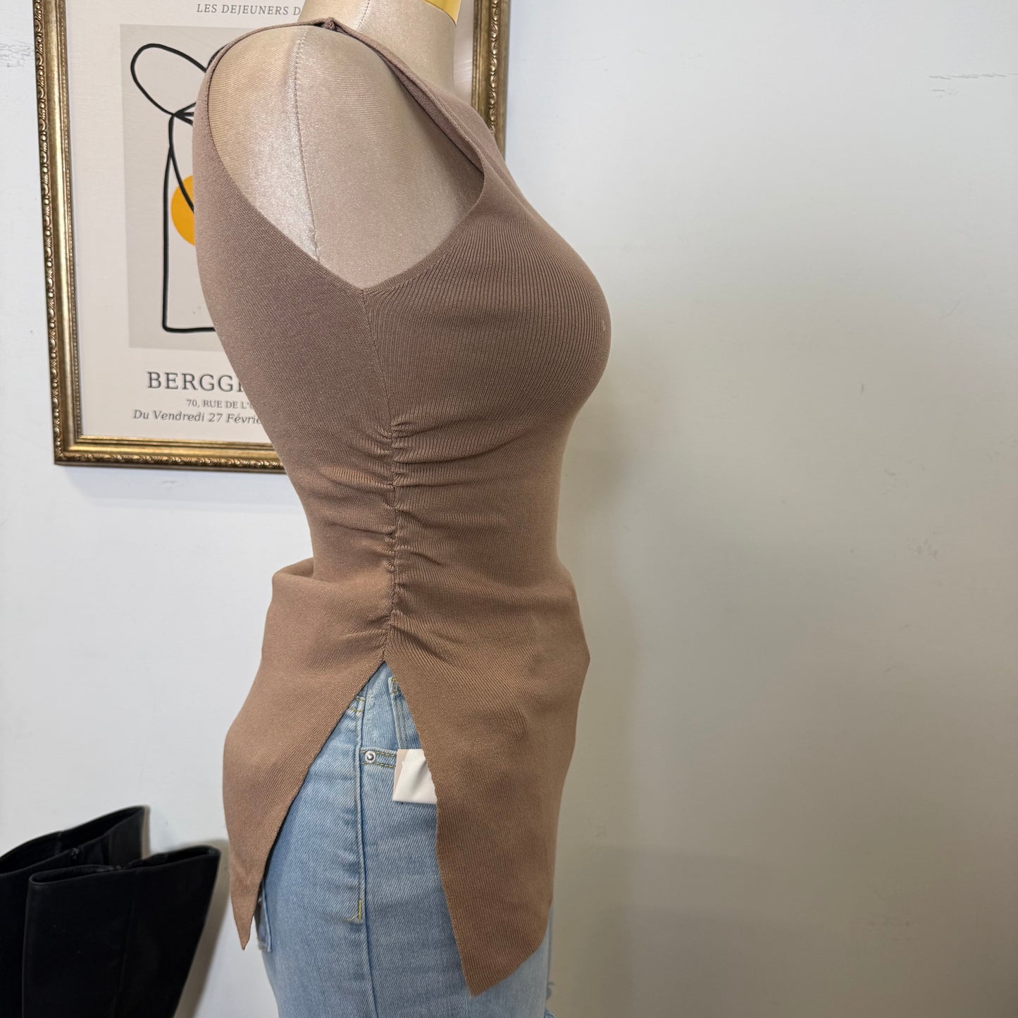 Asymmetrical hem Sleeveless Knit Top-Light Mocha
