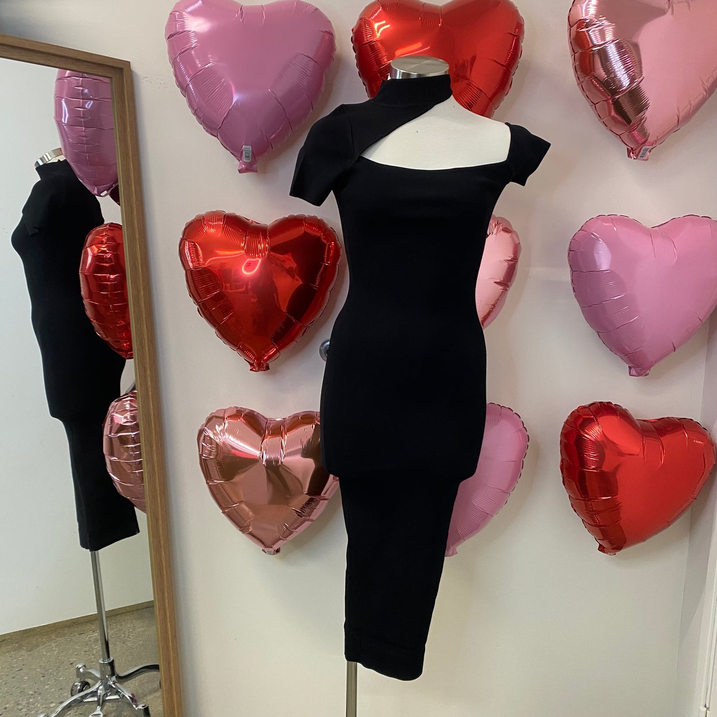 Liz Dress-Black