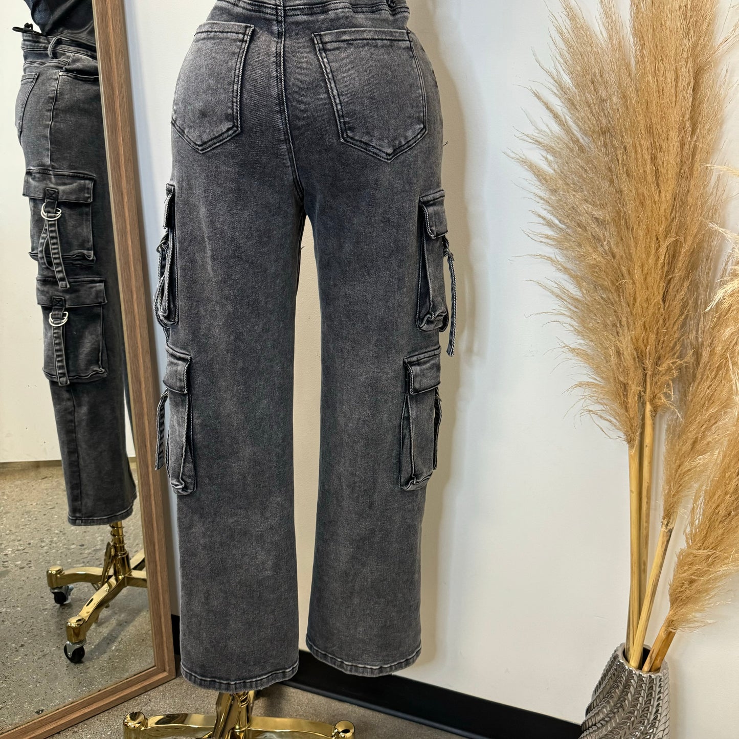 Cargo Jeans-Black Wash