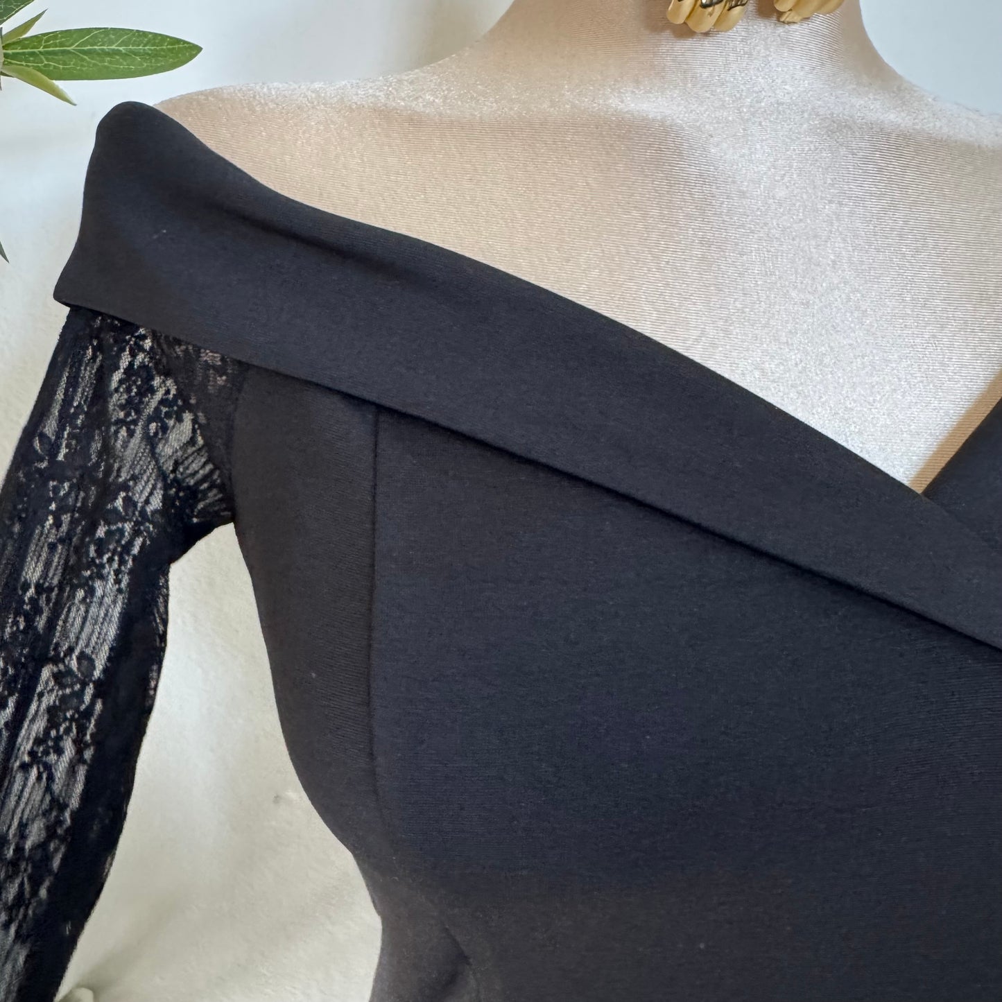 Nylon Ponte off Shoulder Long sleeve -Black